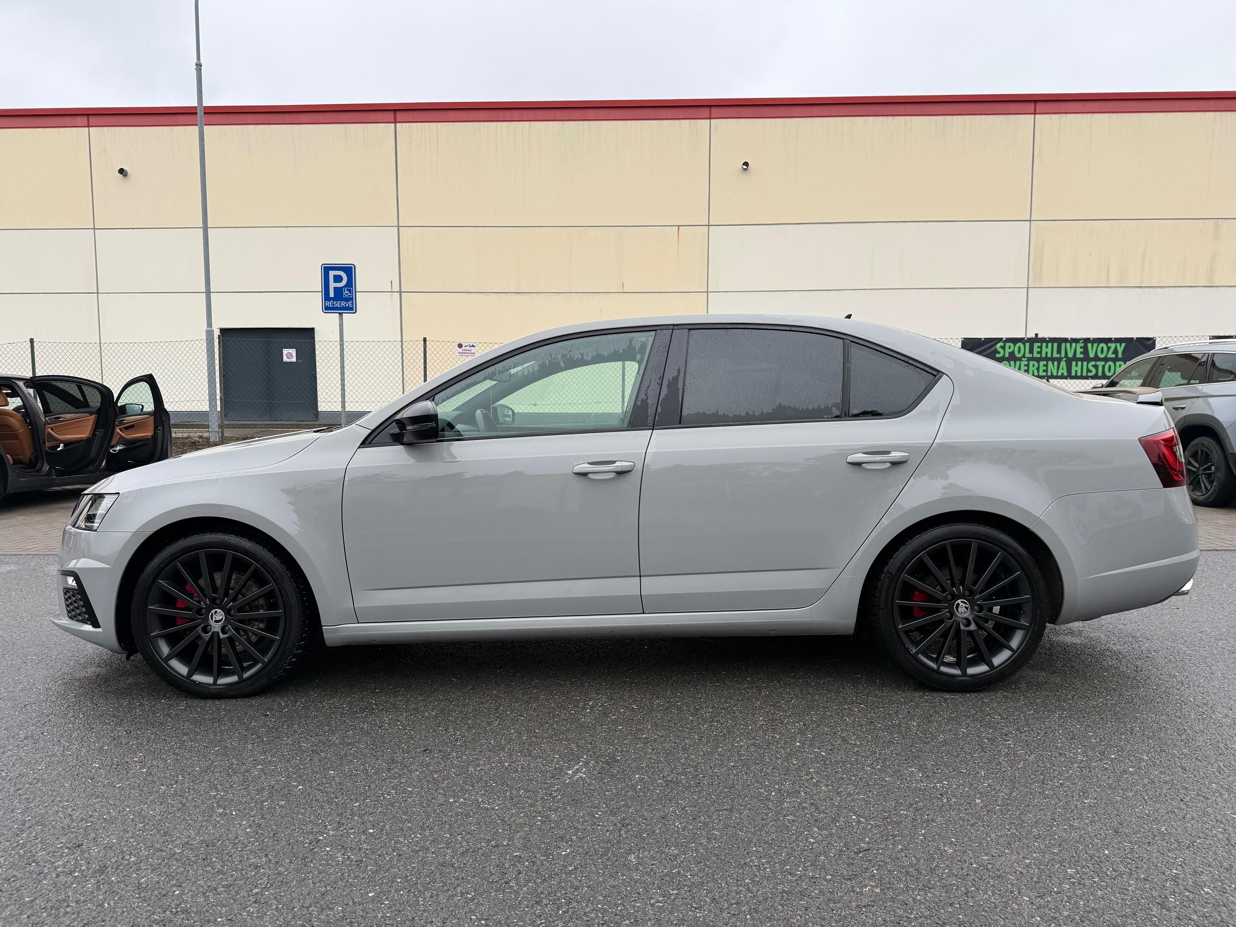 Škoda Octavia, Škoda Octavia RS 2.0 TDI - fotka 4