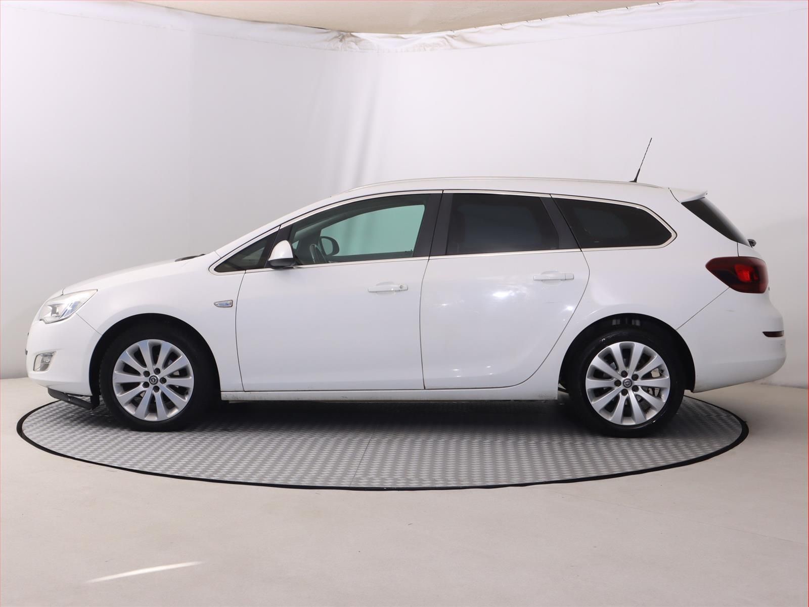 Opel Astra, 1.6 16V, Automat, Serv.kniha - fotka 3