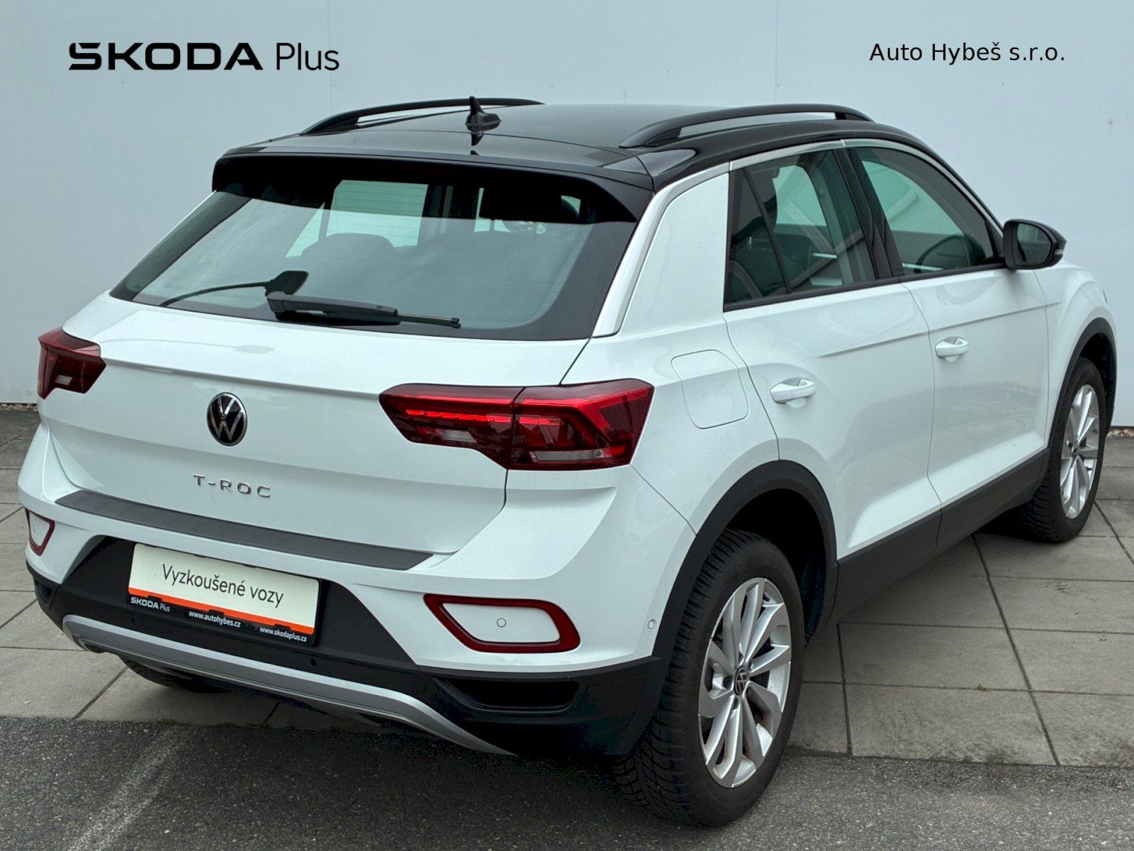 Volkswagen T-Roc, 1,0 TSI / 85 kW Life - fotka 2