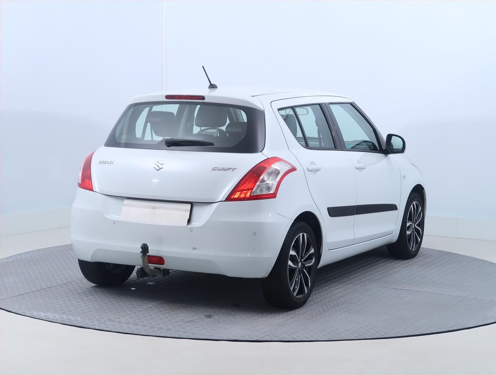 Suzuki Swift, 1.2, ČR,1.maj, Serv.kniha - fotka 5
