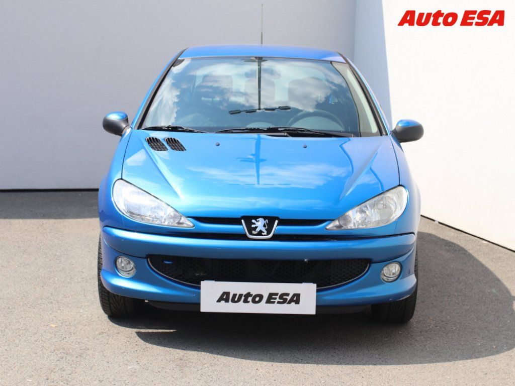 Peugeot 206, 1.2 - fotka 2