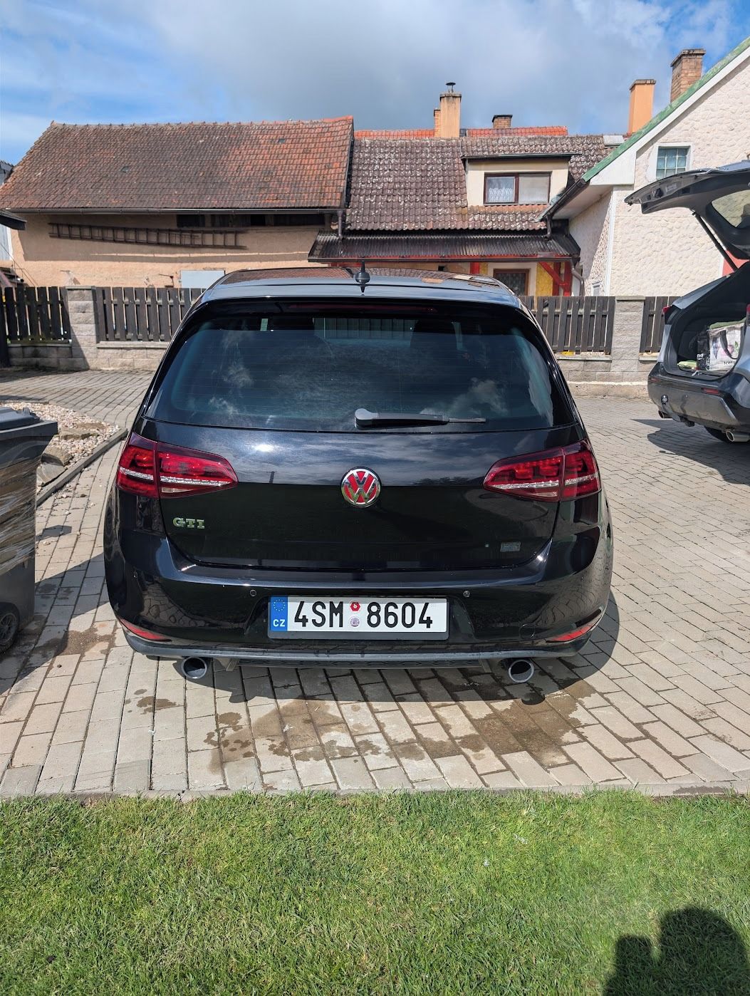 Volkswagen Golf, Golf 7 GTI 2.0 TSI 162 kW DSG - fotka 6
