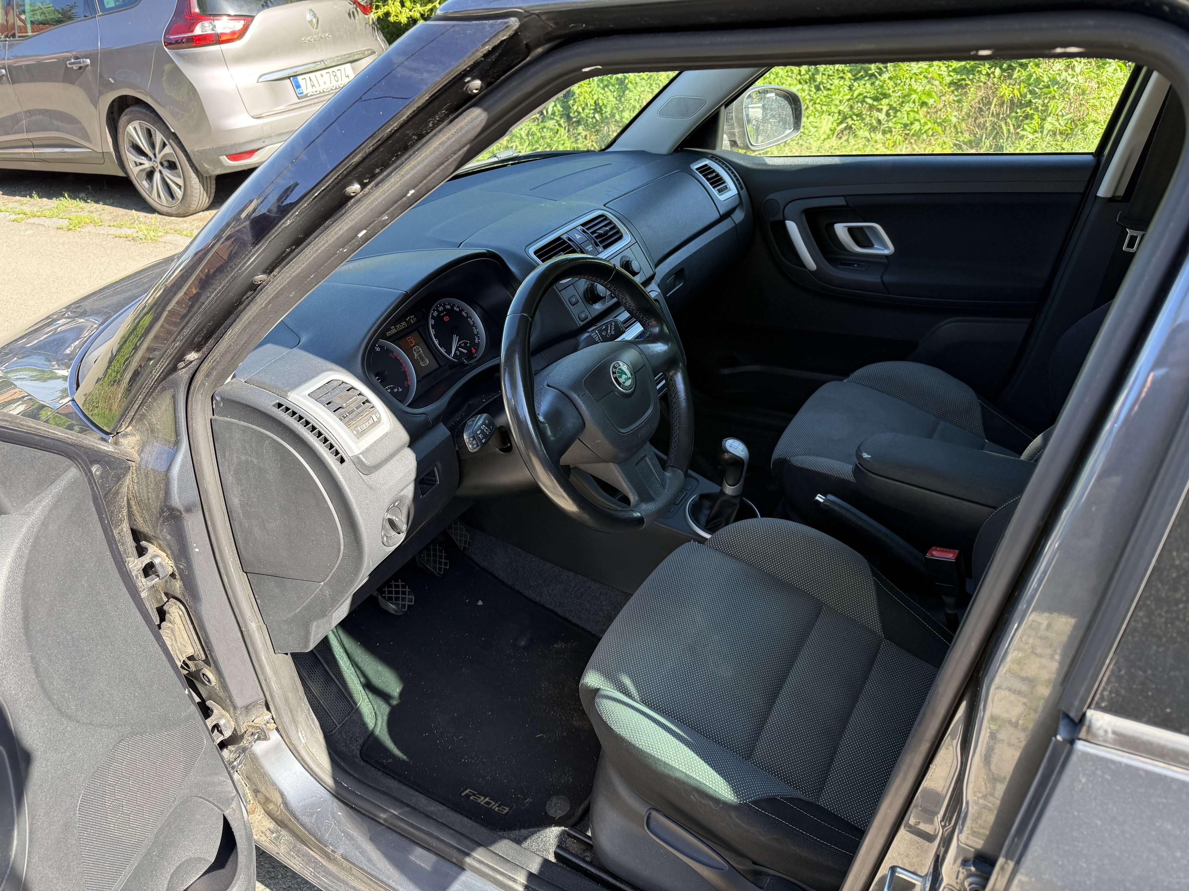 Škoda Fabia, 1.4 16V Sport - fotka 5