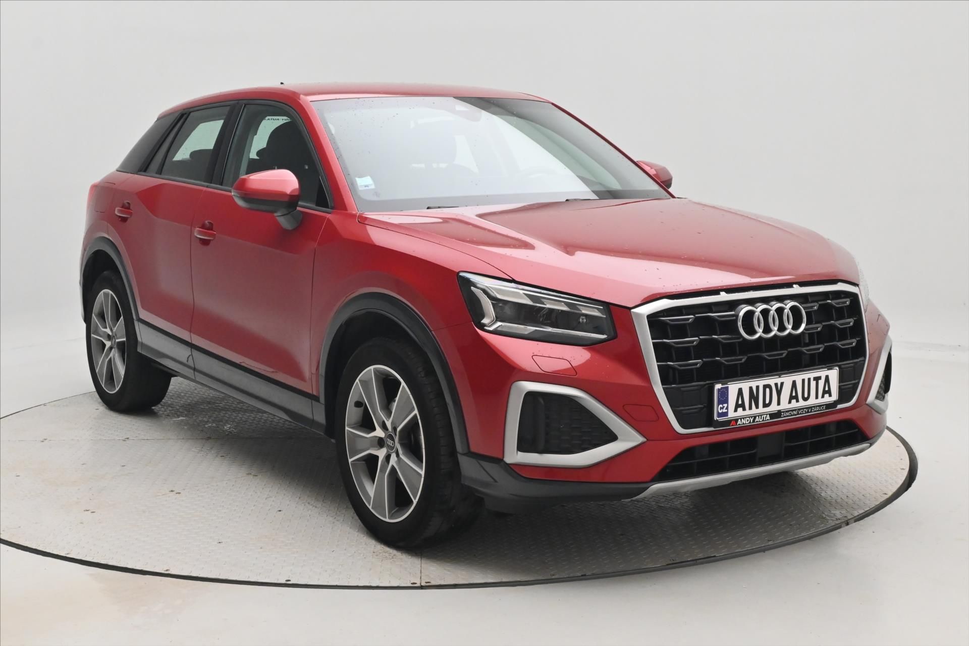 Audi Q2, 1,5 35 TFSI 110 kW S-Tronic Zá - fotka 3