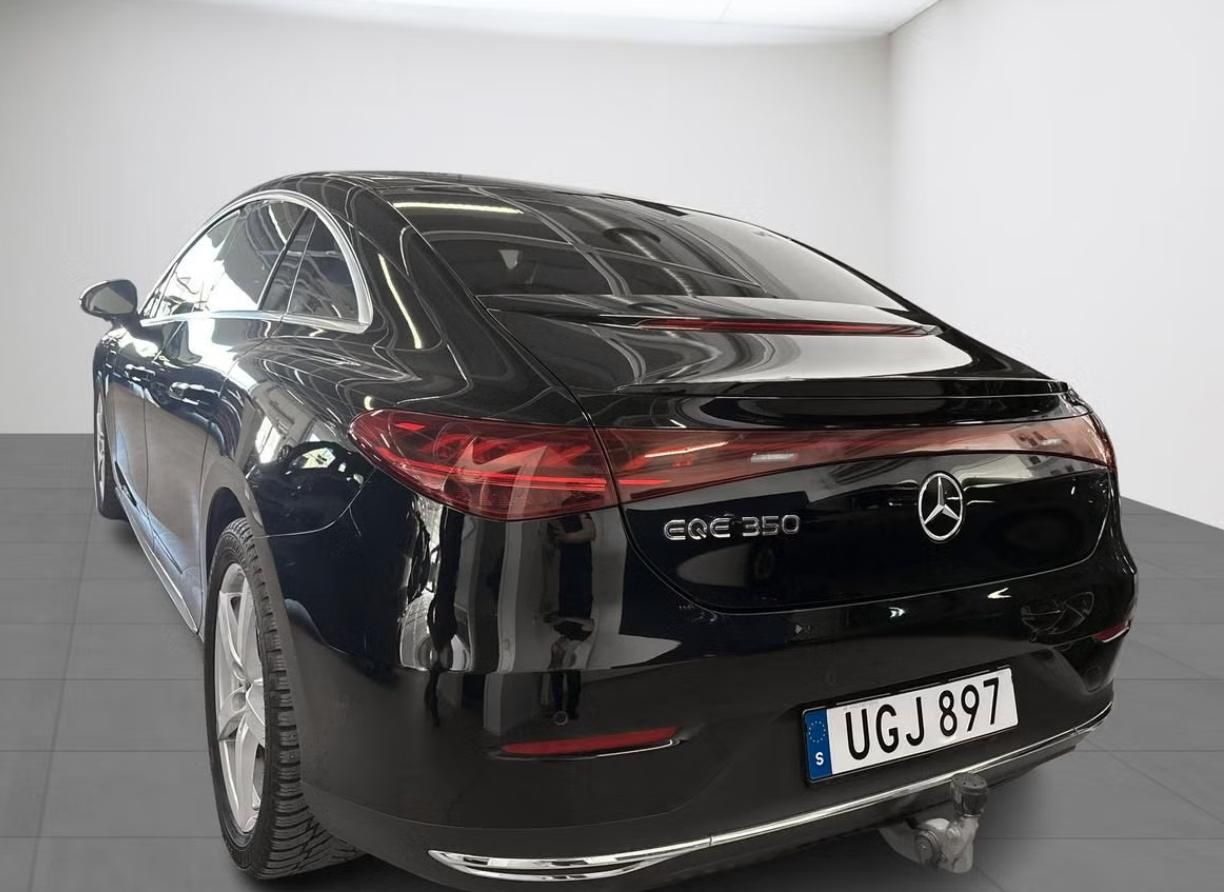 Mercedes-Benz EQE, 350 98kWh Kamera Tažné - fotka 3