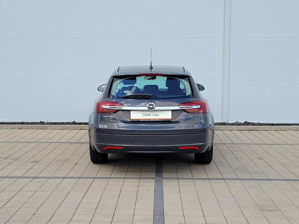 Opel Insignia, Edition Spo Tourer S/S 2.0 CDT - fotka 6