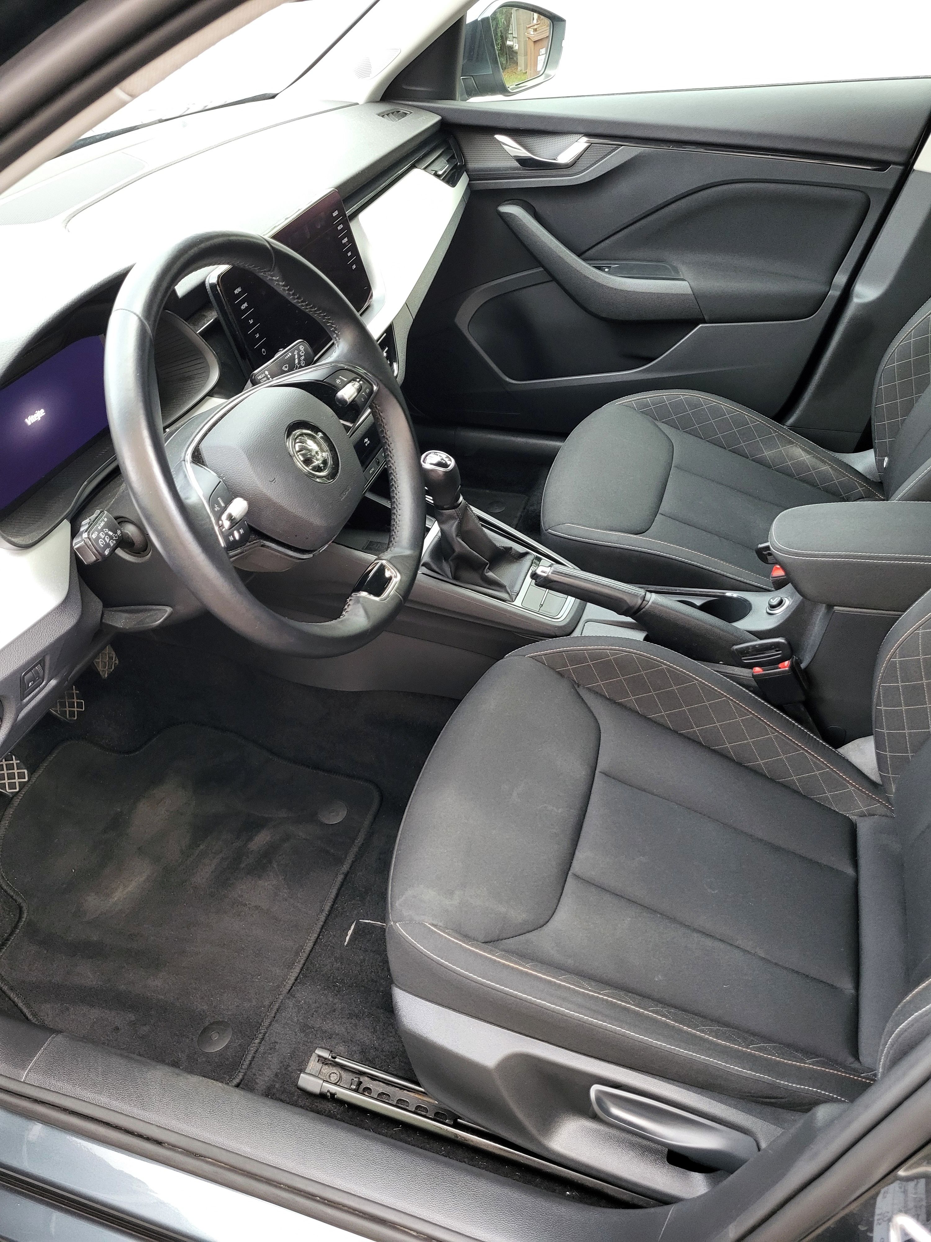 Škoda Kamiq, Kamiq Ambition 1,0 TSi - fotka 5