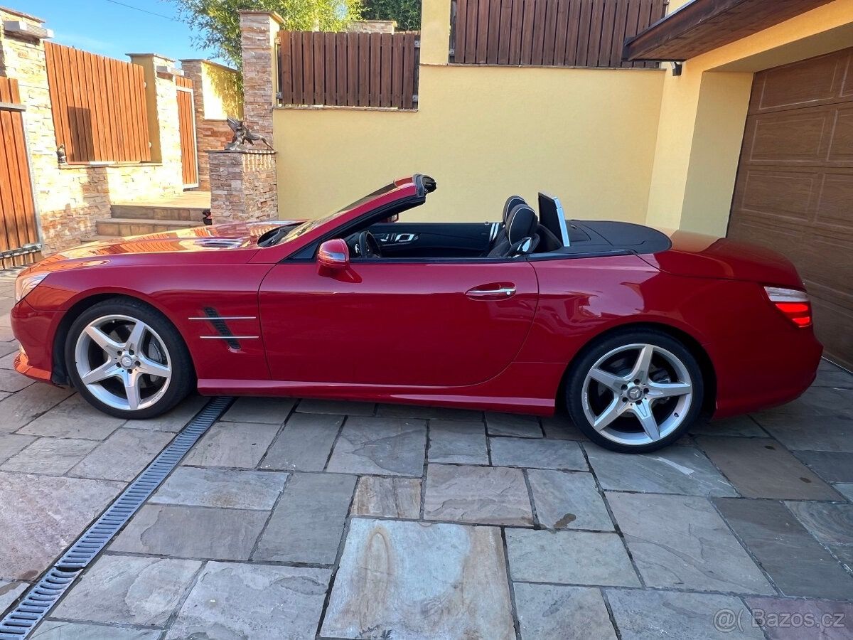 Mercedes-Benz SL, W231 SL350 V6 AMG, Magic Sky - fotka 5