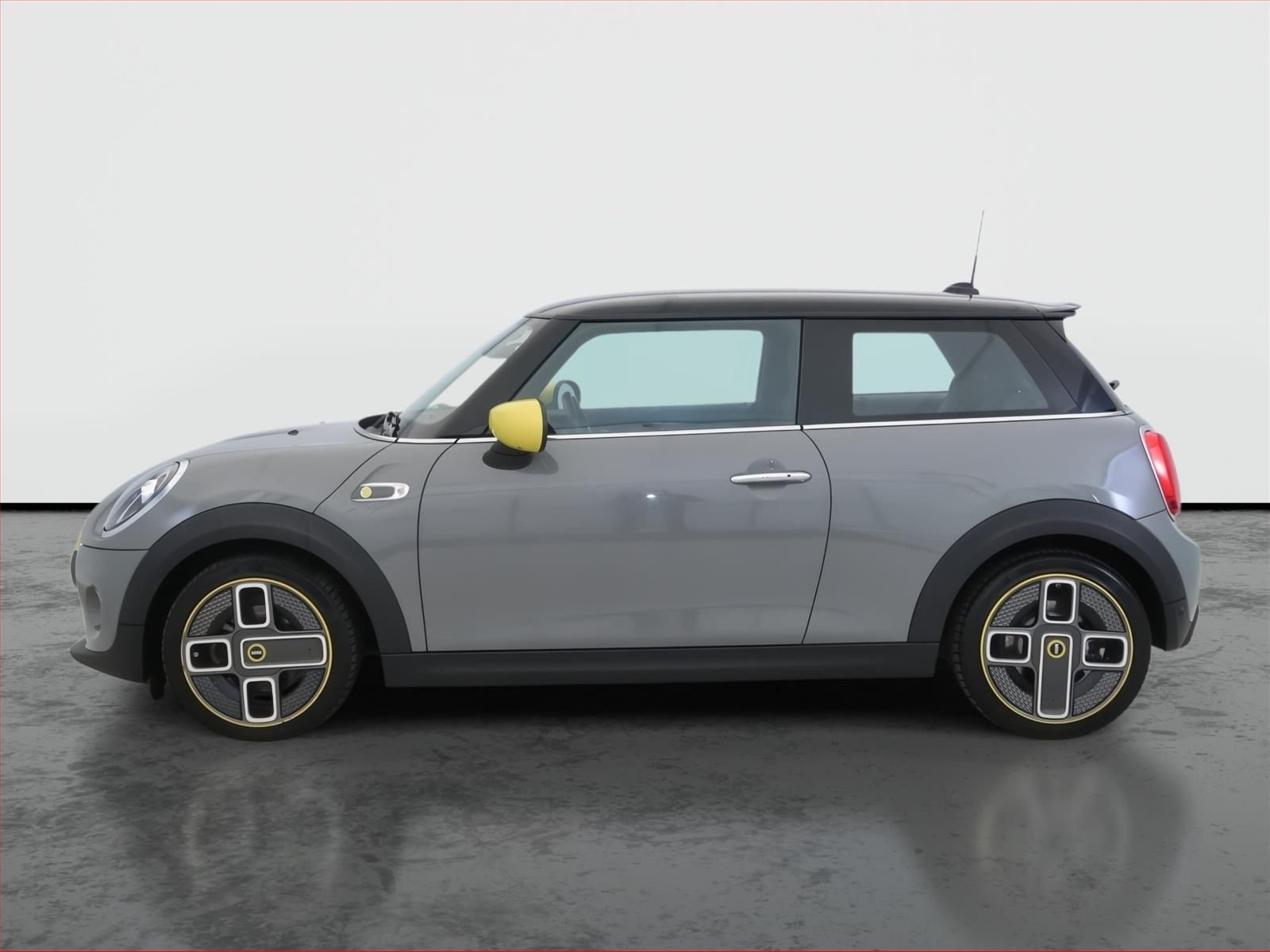 Mini, Cooper SE 32 kWh, SoH 96% - fotka 3