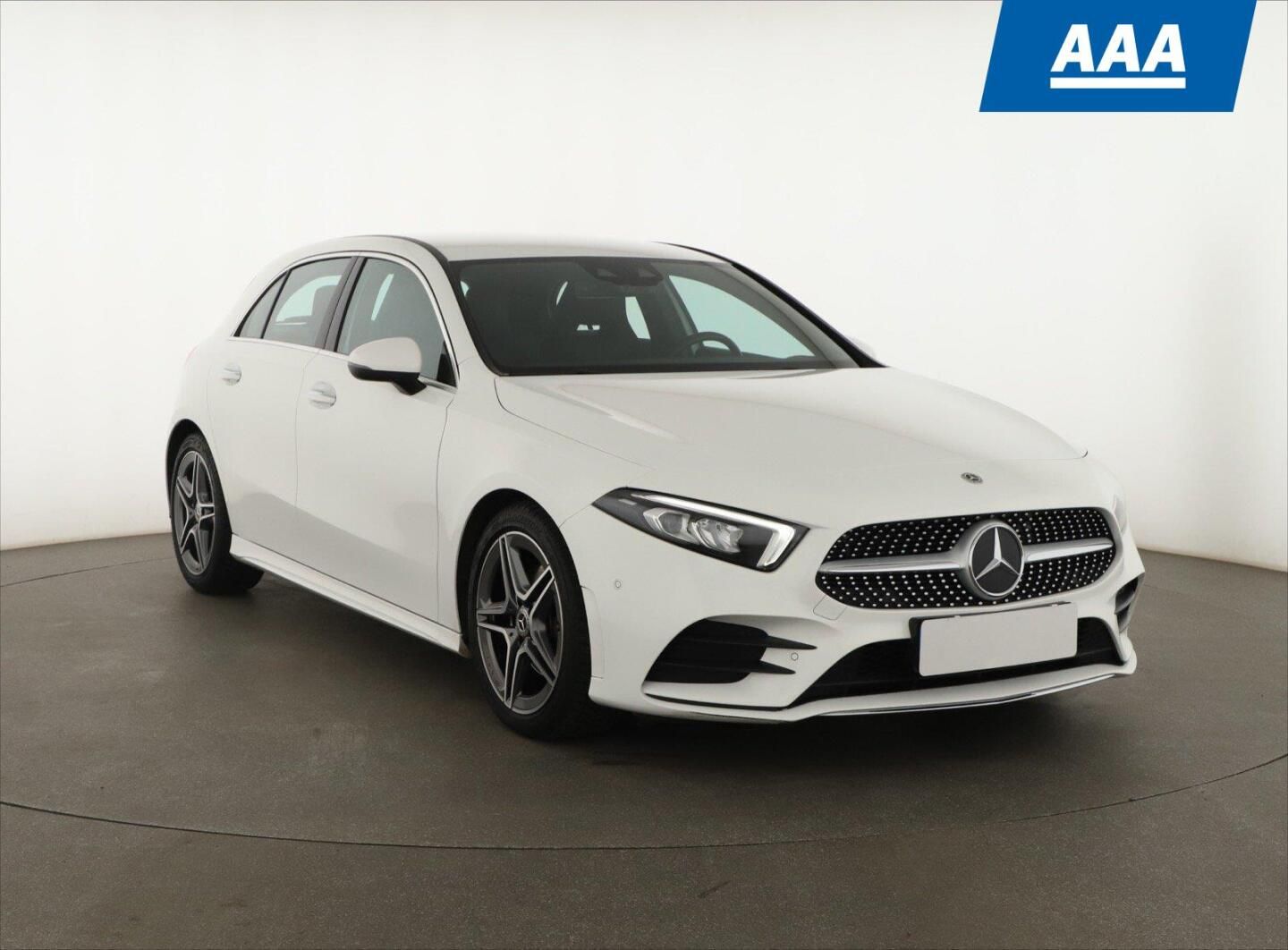 Mercedes-Benz Třídy A, 200, AMG line, Automat