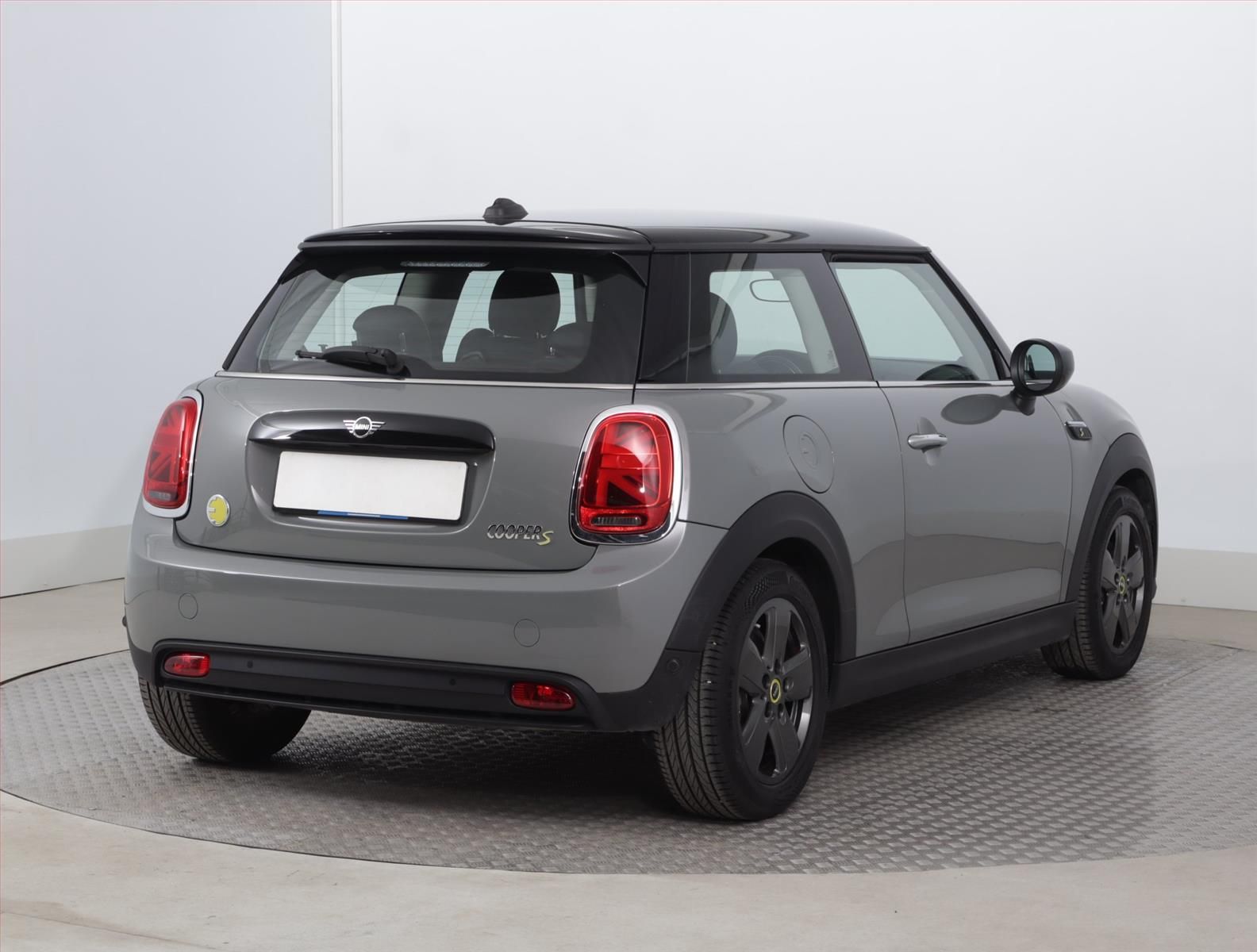 Mini, Cooper SE 32 kWh, SoH 98% - fotka 5