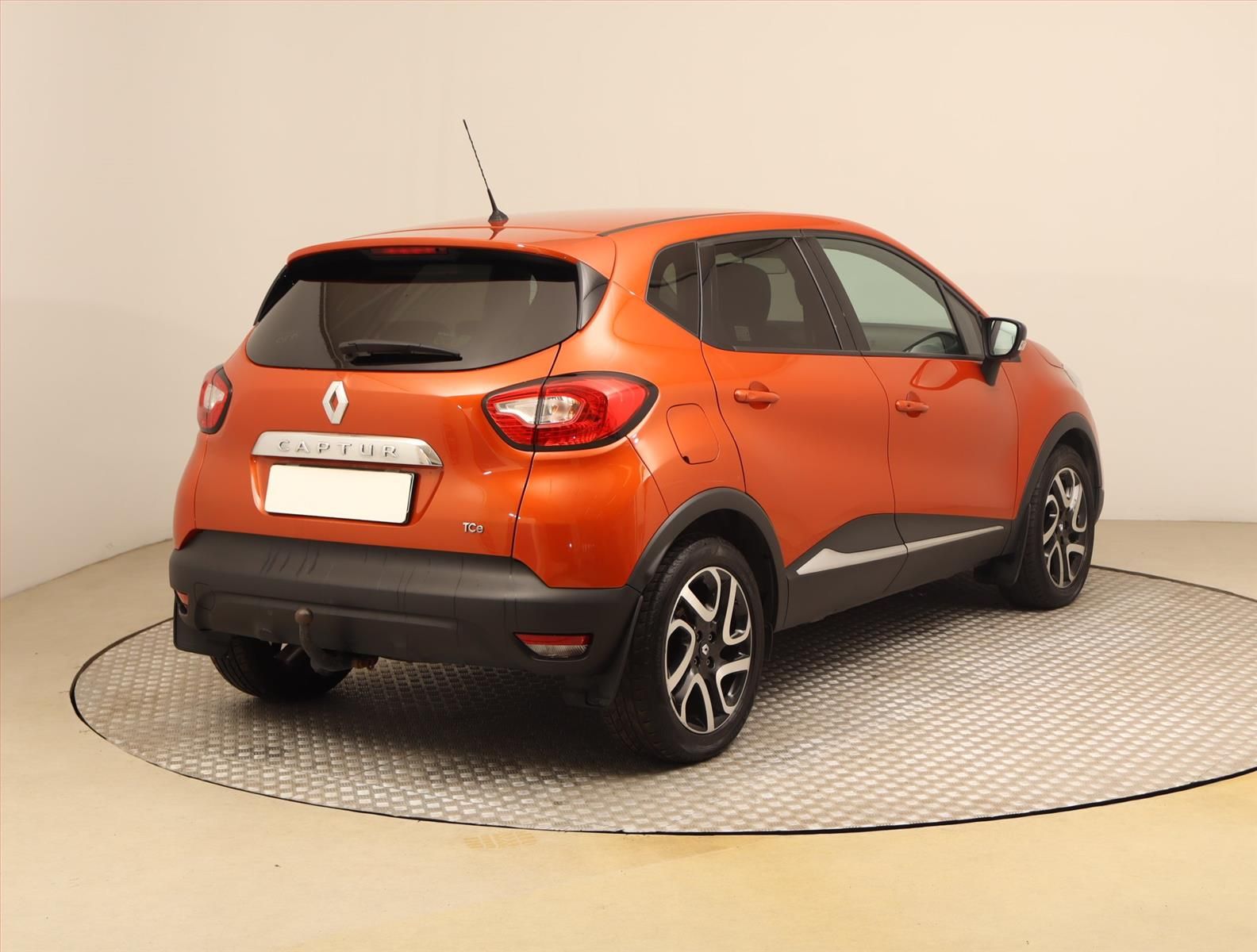 Renault Captur, 0.9 TCe, Navi - fotka 5