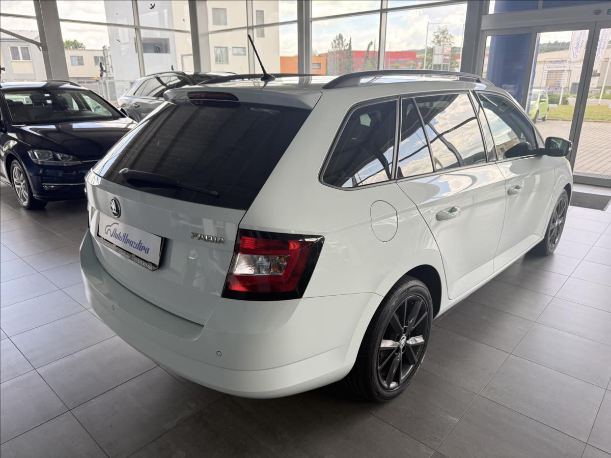 Škoda Fabia, 1,2   TSI 66kW,WEBASTO - fotka 6