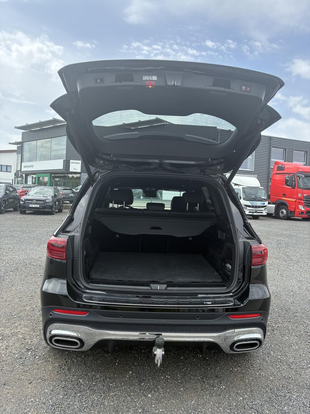 Mercedes-Benz GLB, 200d 4MATIC - fotka 5