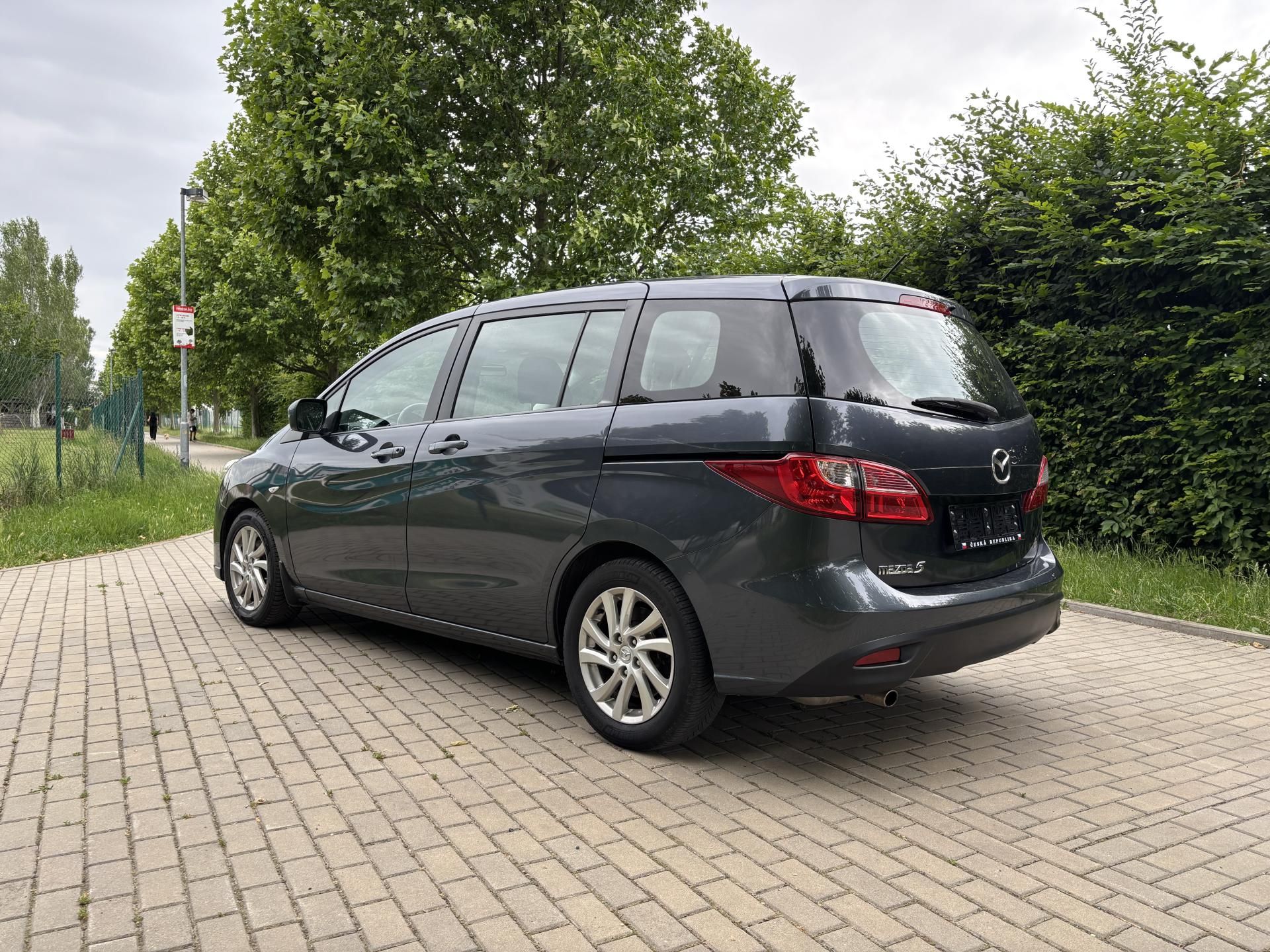 Mazda 5, 1.8 Center-Line - fotka 6