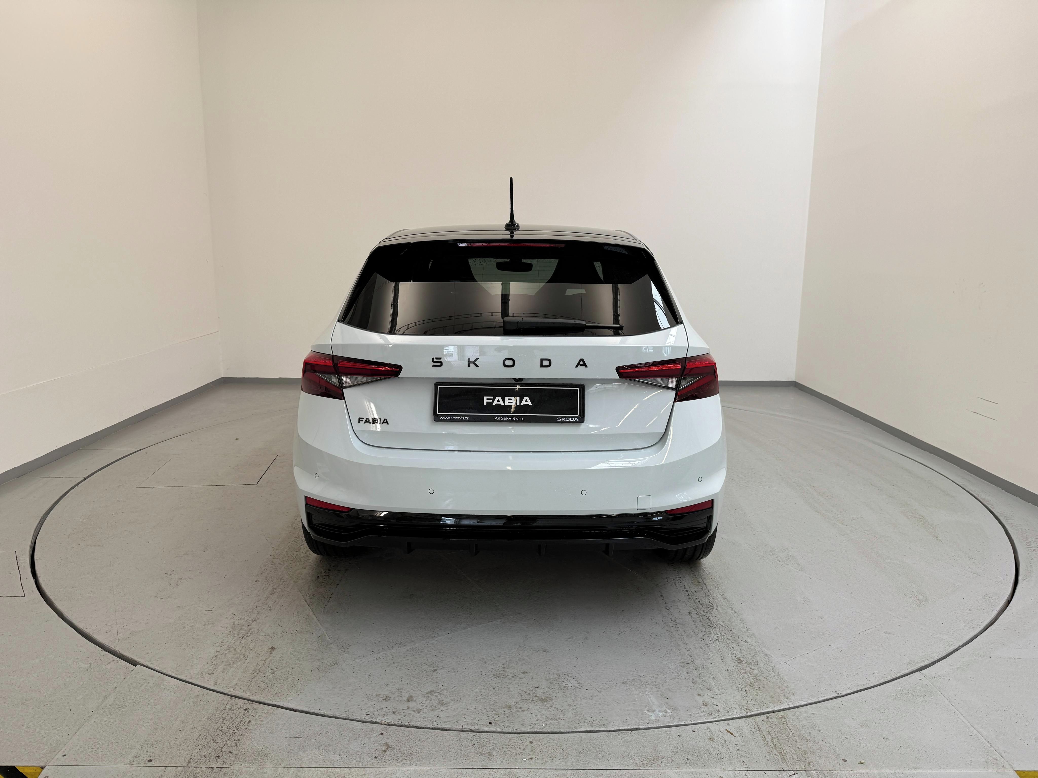 Škoda Fabia, MonteCarlo 1,0 TSI 85 kW 7DSG - fotka 4
