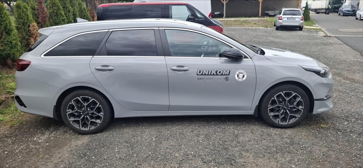 Kia Cee´d, 1,5 T-GDi Edice 30 2025 - fotka 5