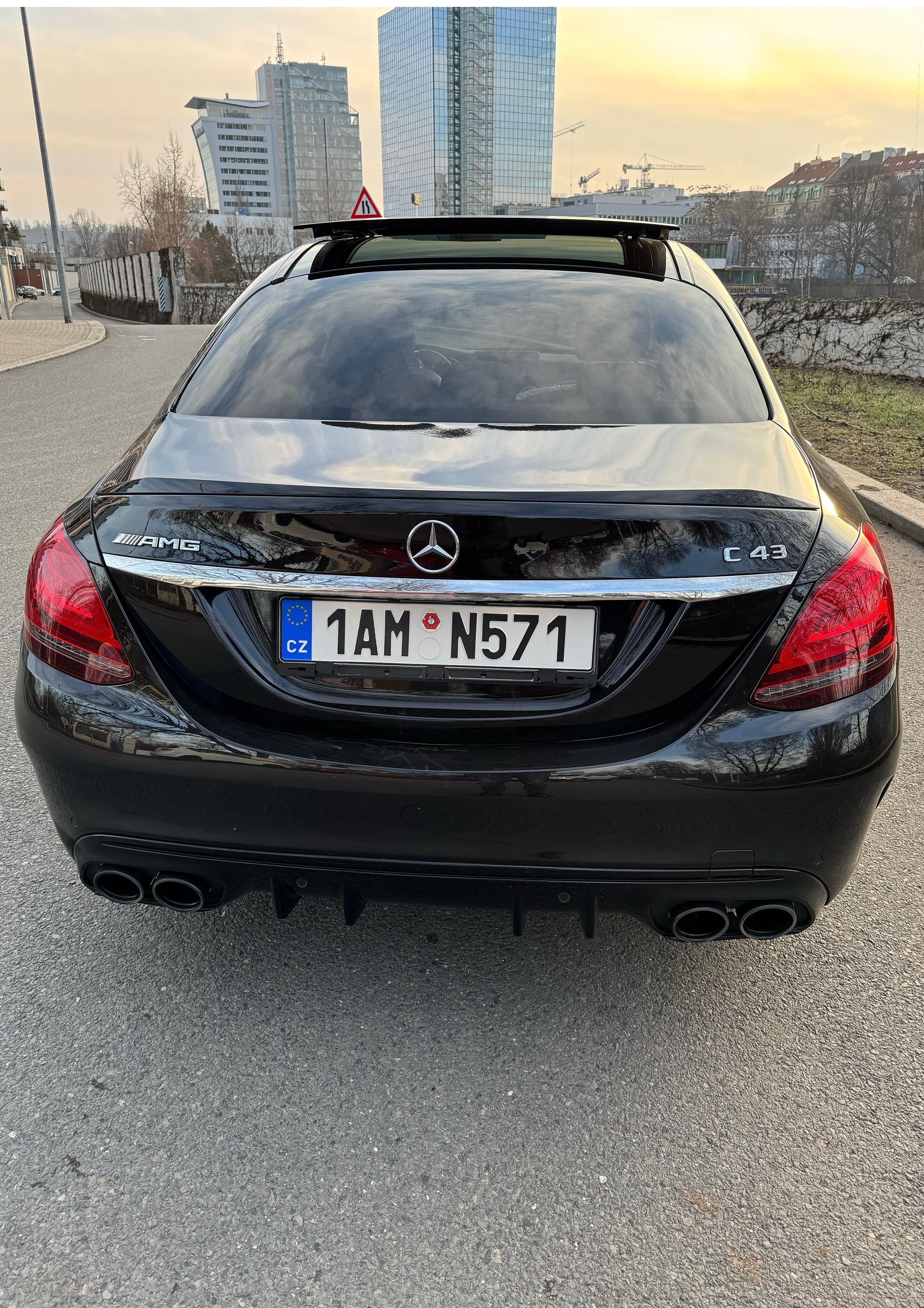 Mercedes-Benz Třídy C, Mercedes Benz C43 AMG FACELIFT - fotka 2