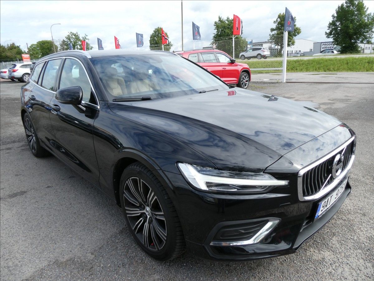 Volvo V60, 2,0 D3 AWD Inscription,DPH,ČR