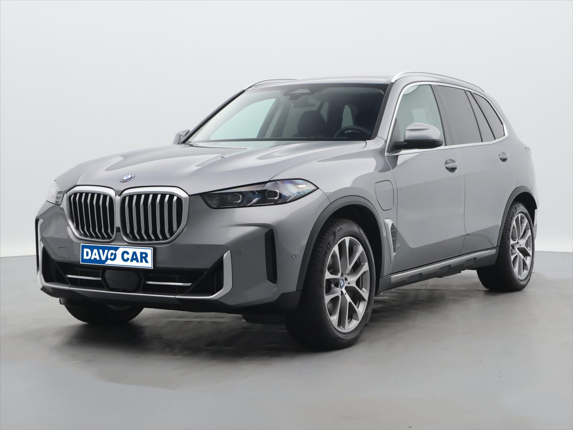 BMW X5, 3,0 50e xDrive 230kW CZ DPH - fotka 3