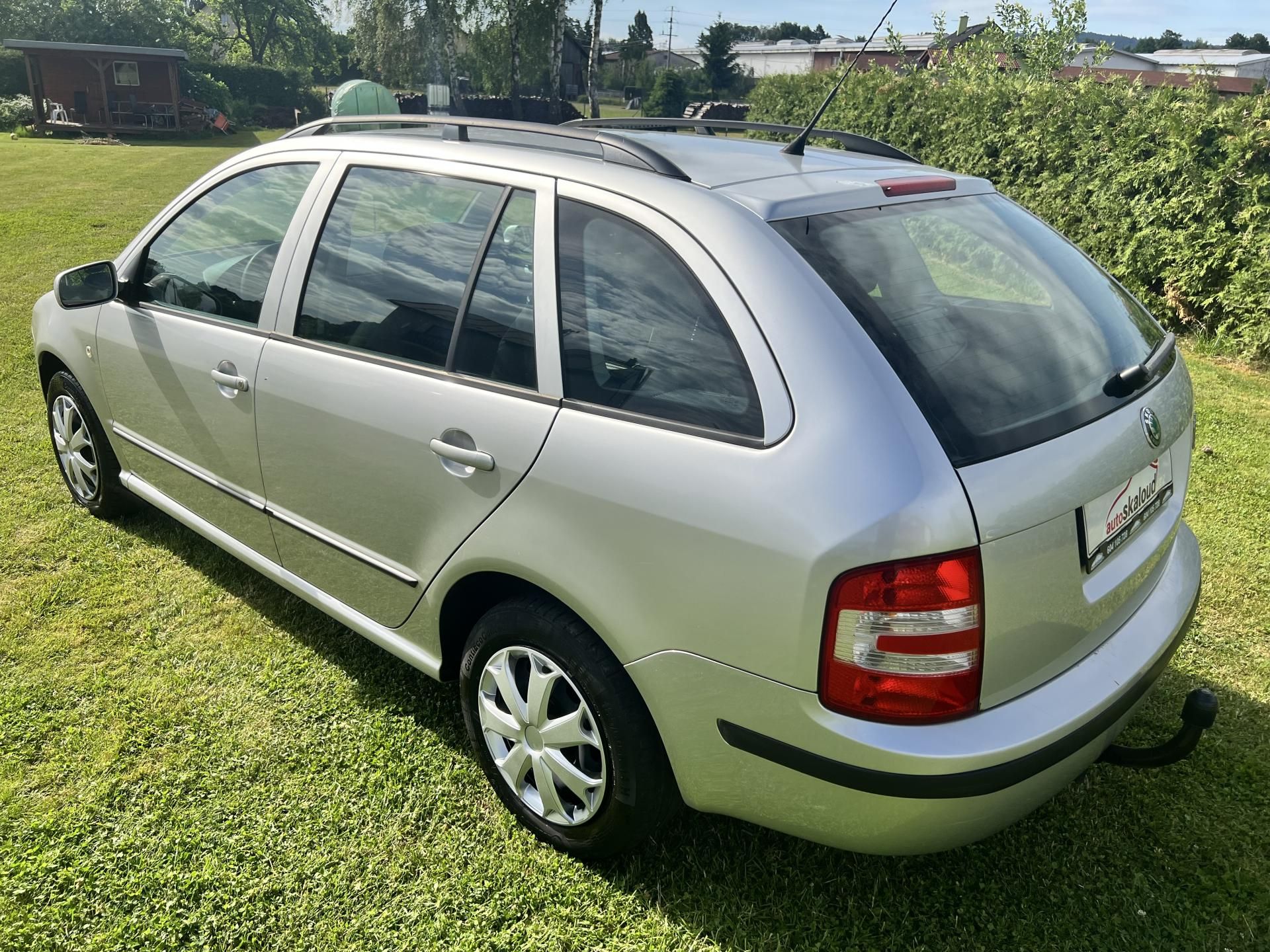 Škoda Fabia, 1.4 59KW,TZ,KLIMA,TEMPOMAT,ESP - fotka 5