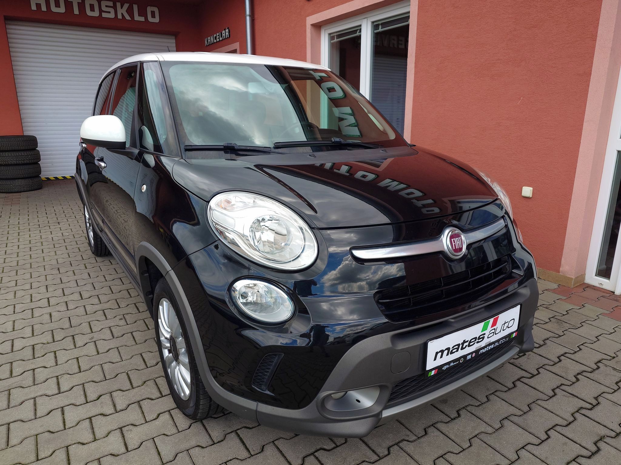 Fiat 500L, Trekking 1.4 T-Jet 88 kW - fotka 4