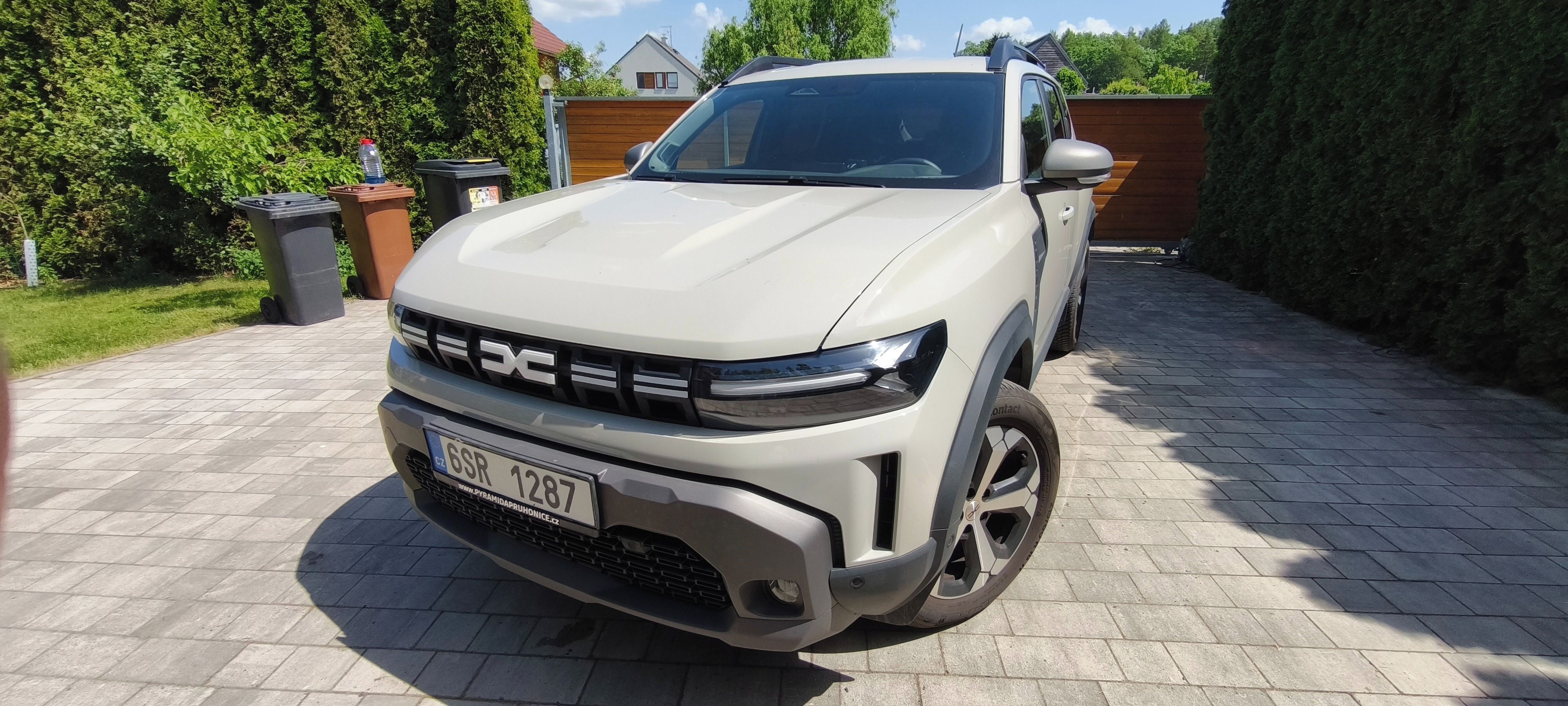 Dacia Duster, journey mild hybrid 130 - fotka 2