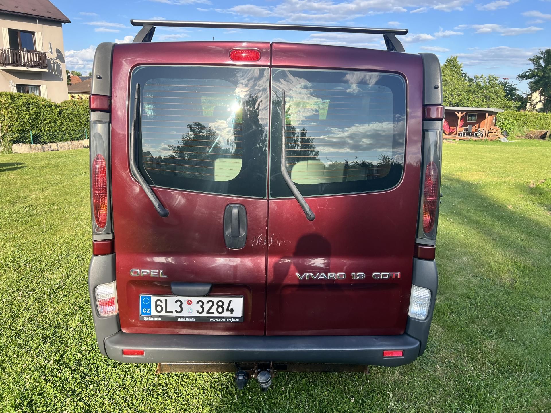 Opel Vivaro, 1.9CDTI 74KW,5 MÍST,KLIMA,TZ - fotka 5