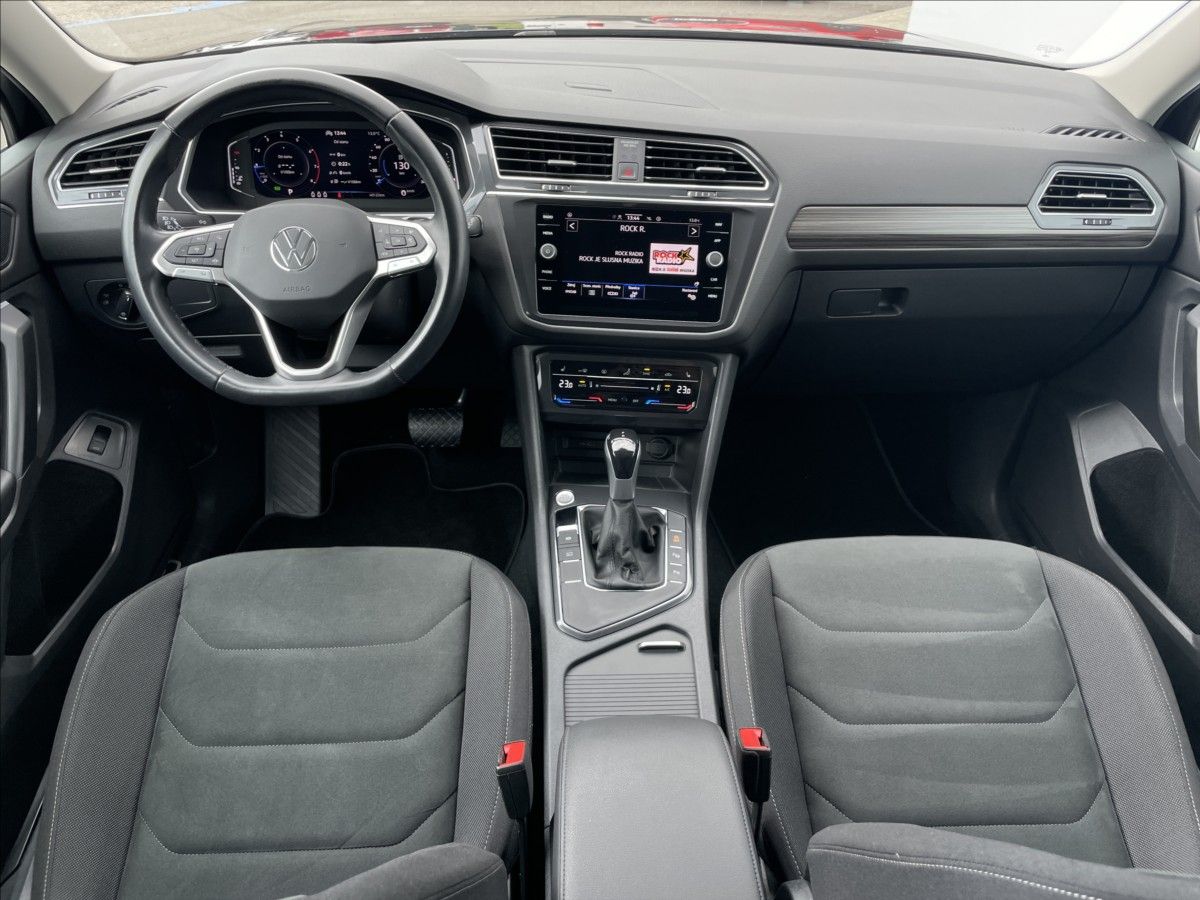 Volkswagen Tiguan Allspace, 1,5 TSI DSG Elegance ACC+PDC - fotka 6