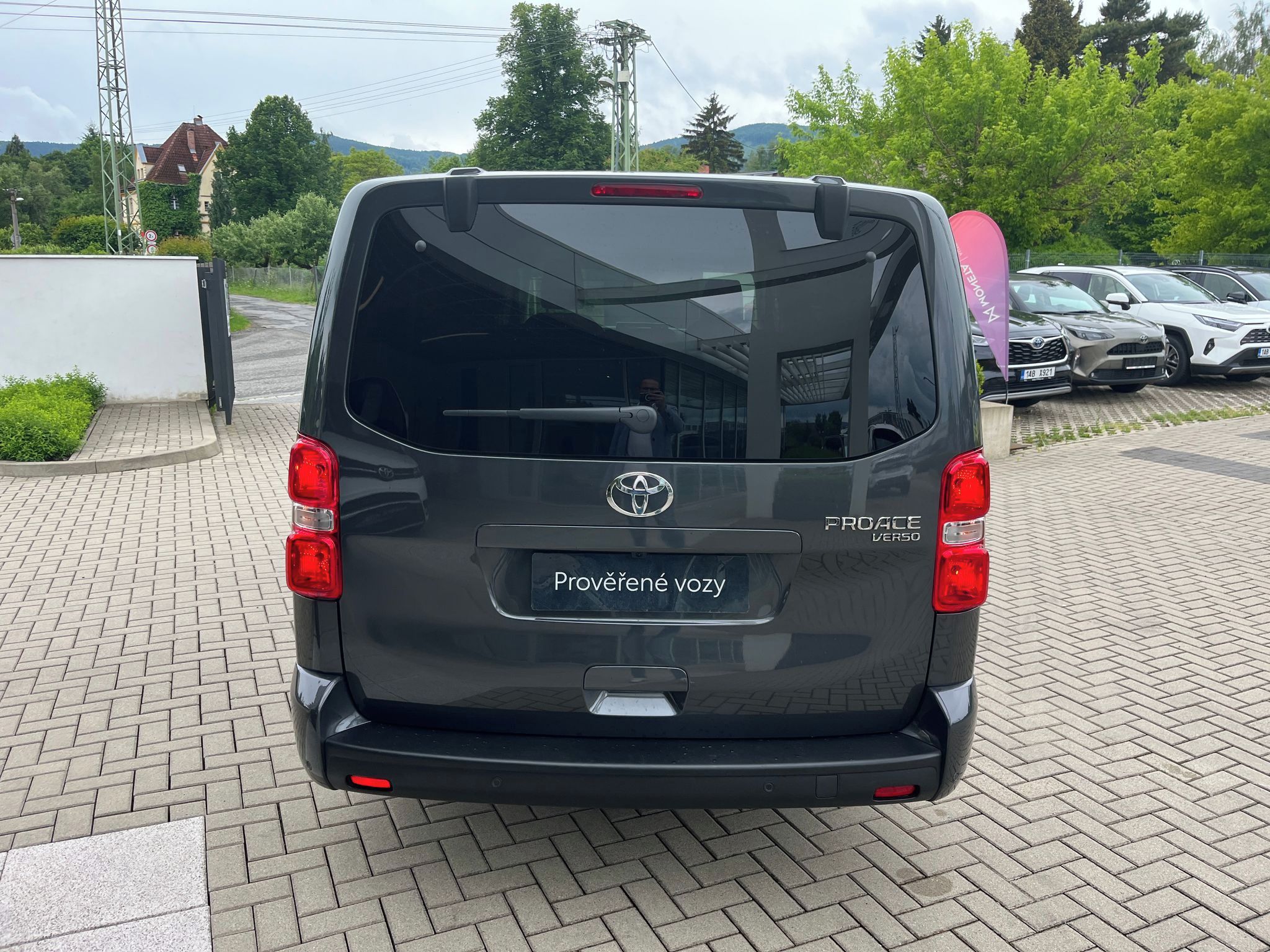 Toyota Proace Verso, 2.0 177k L2 Family Webasto 8AT - fotka 5