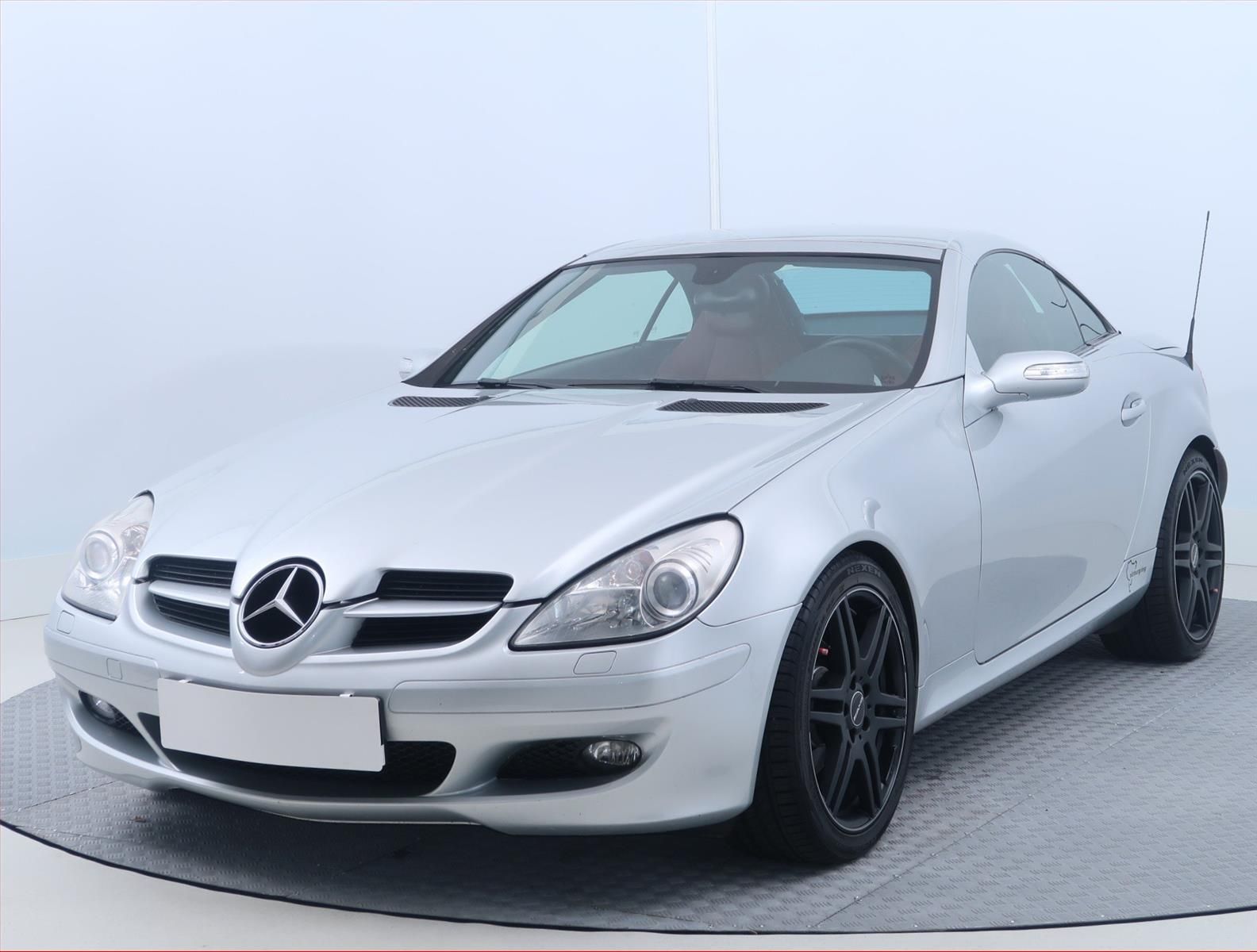 Mercedes-Benz SLK, 200 Kompressor , Kůže - fotka 2