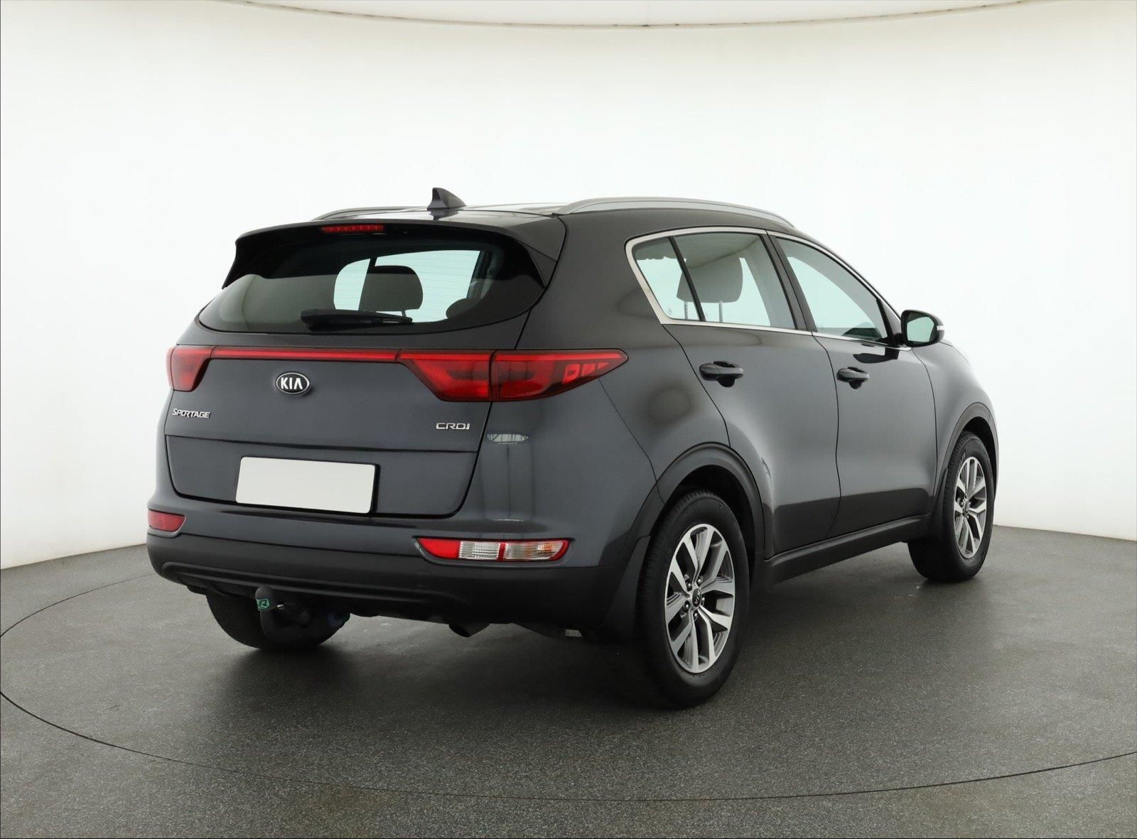 Kia Sportage, 1.7 CRDi, ČR,1.maj - fotka 5