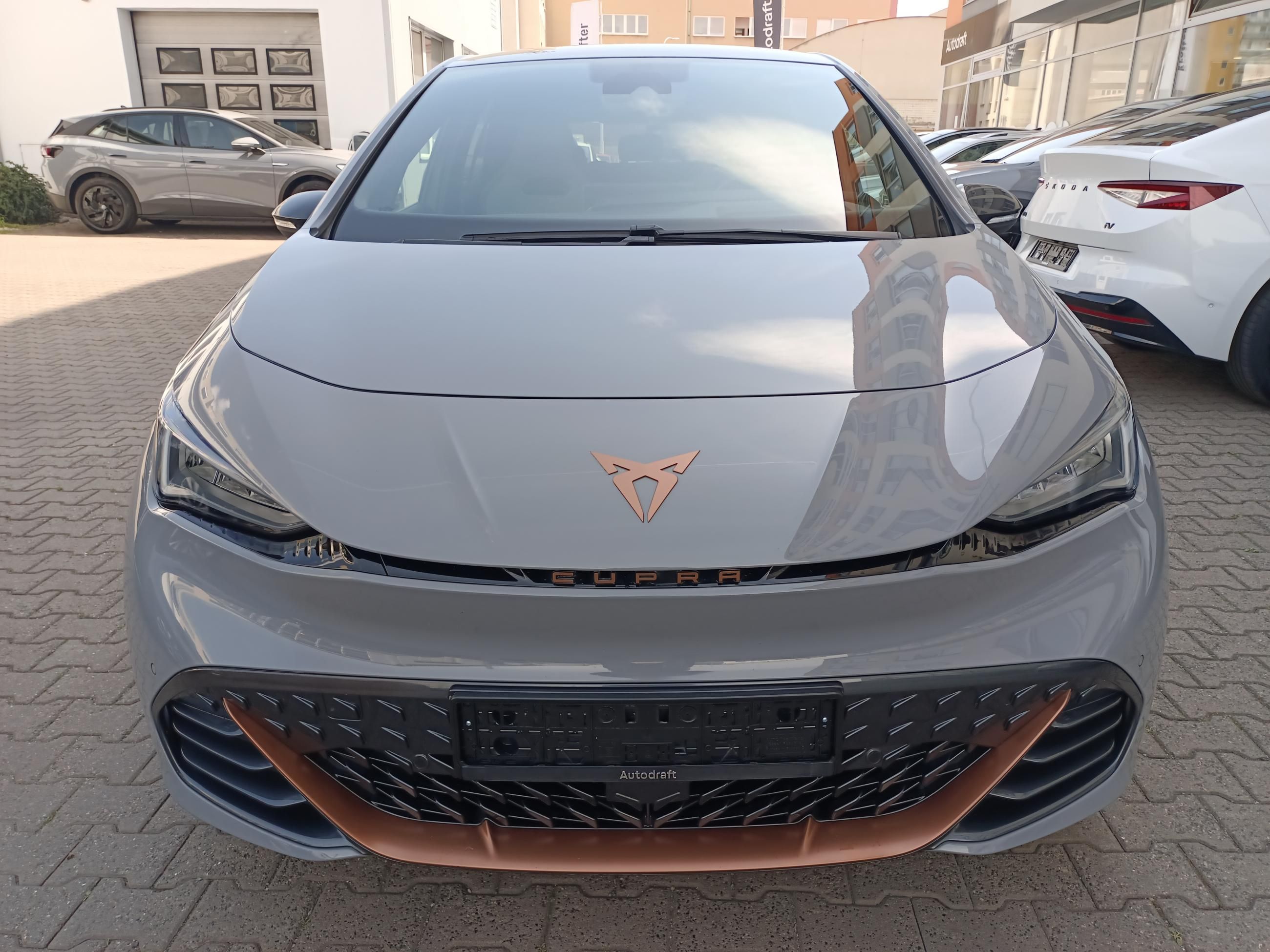 Cupra Born, Born electric 150kW / ALU 19'' - fotka 2