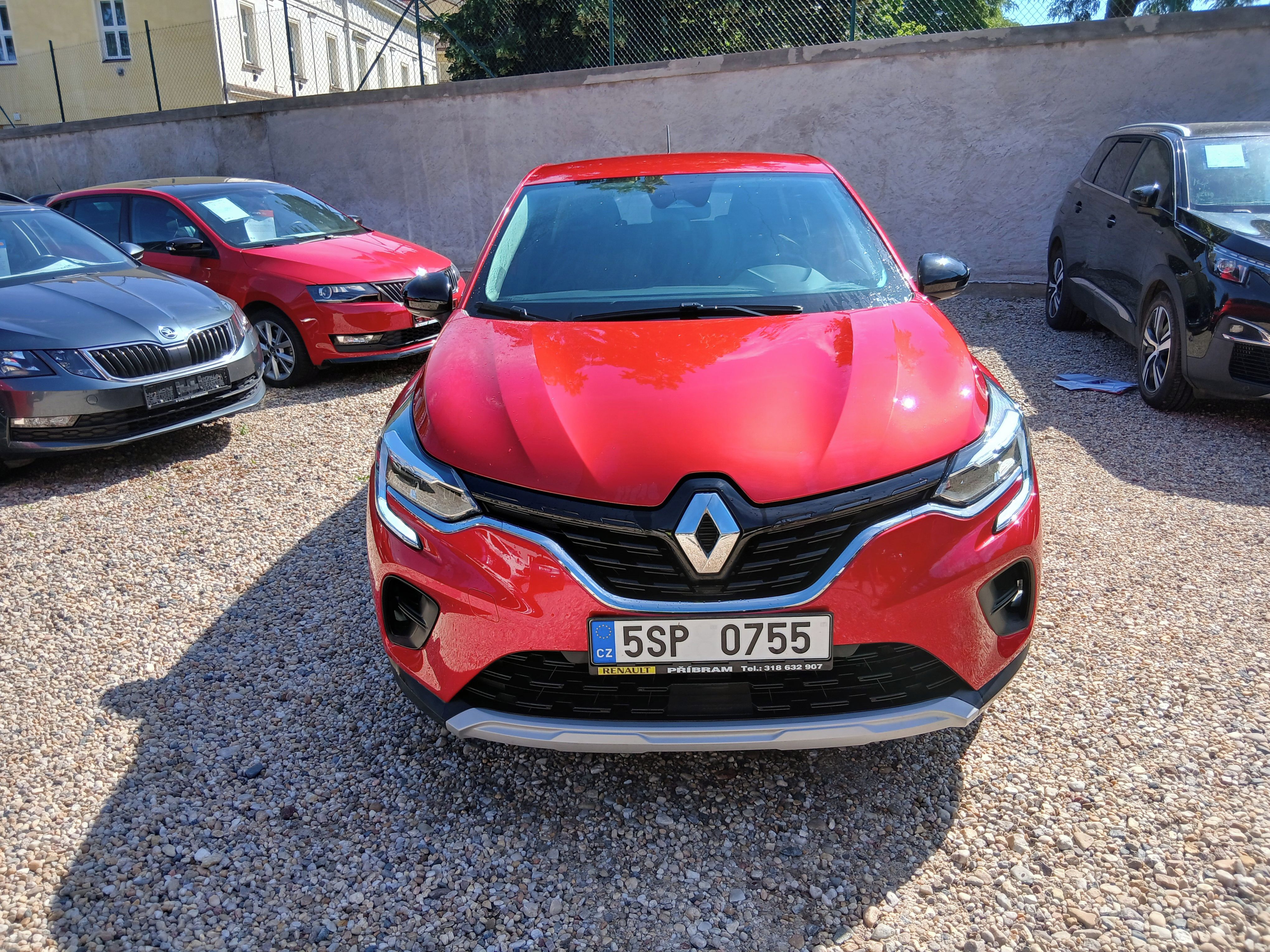 Renault Captur, 1.0i 67KW 1xMaj.ČR,Naj:40.550K - fotka 2