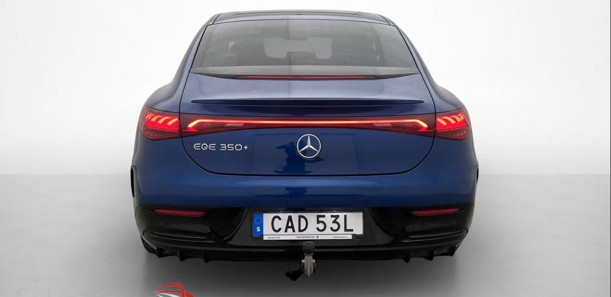 Mercedes-Benz EQE, 350+ AMG Kamera Tažné - fotka 5