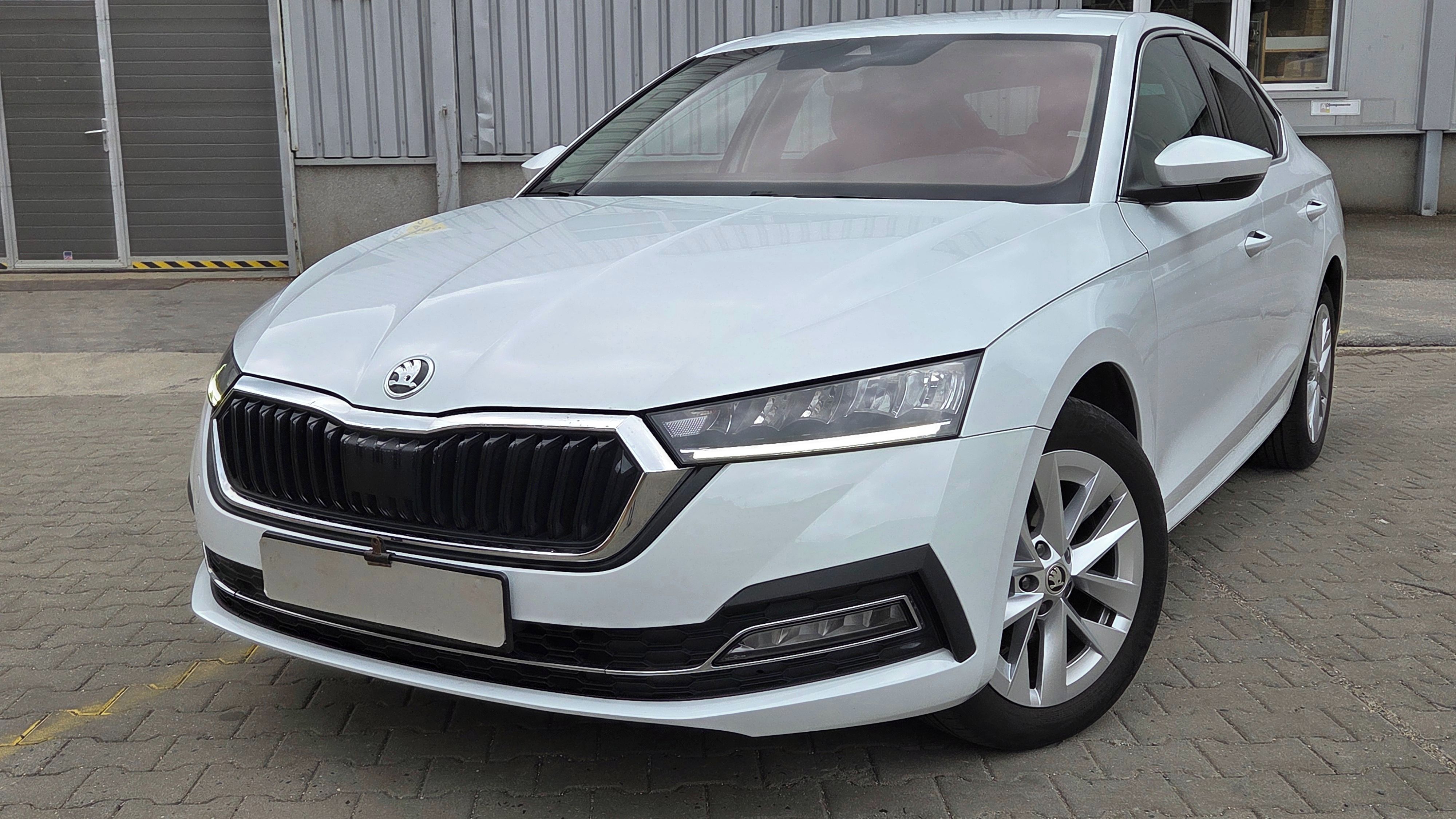 Škoda Octavia, 2.0 TDI, STYLE,DPH, ČR, tažné - fotka 4