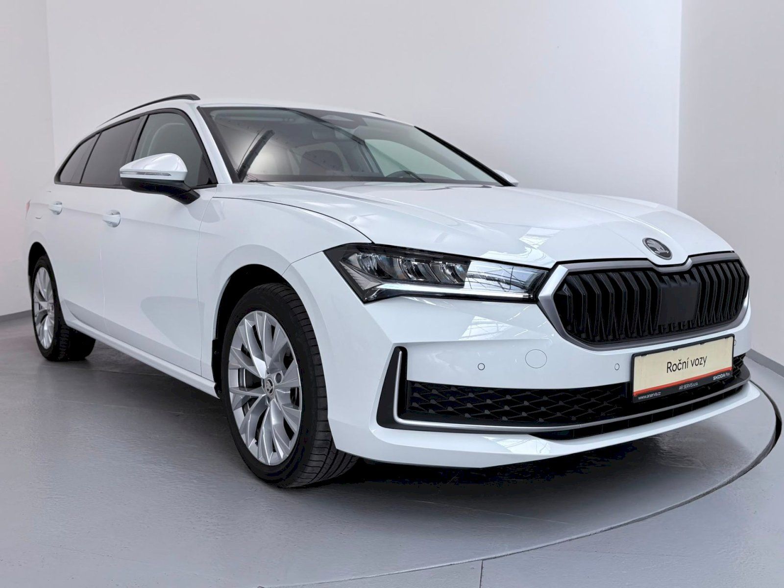 Škoda Superb, Selection 2.0TDI/110kW 7DSG - fotka 6