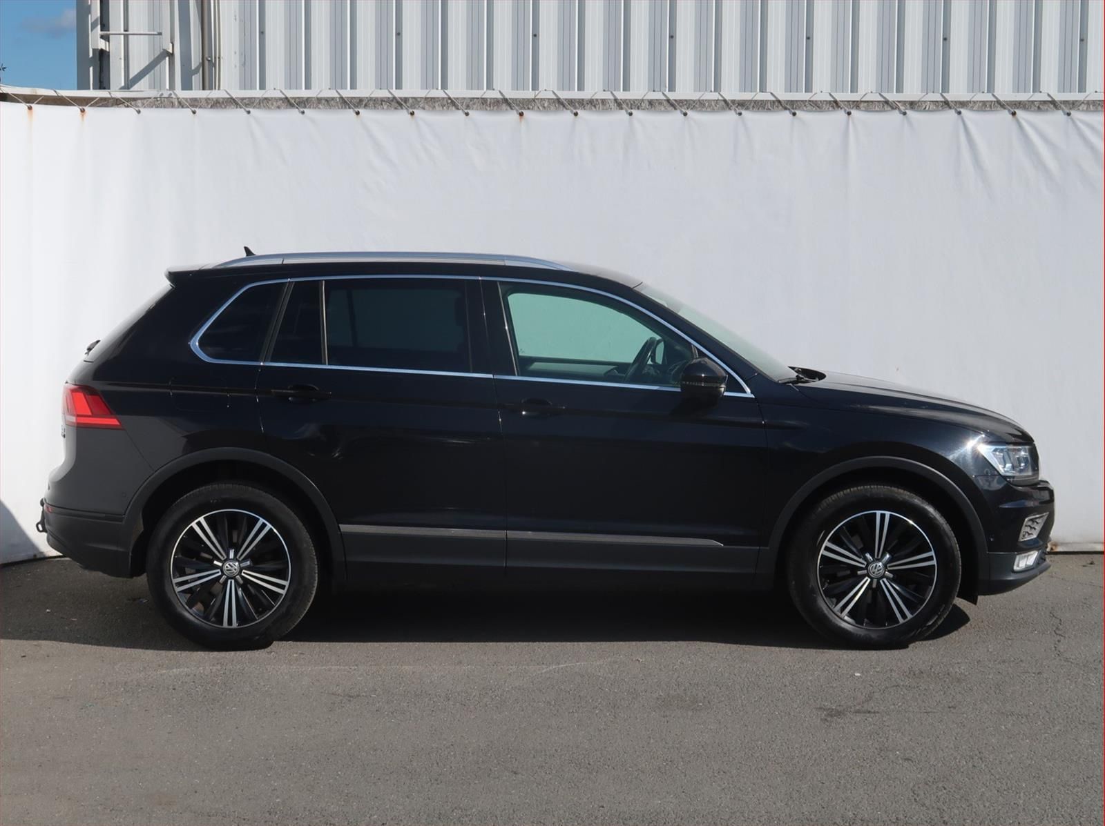 Volkswagen Tiguan, 2.0 TDI, 4X4, Automat - fotka 6