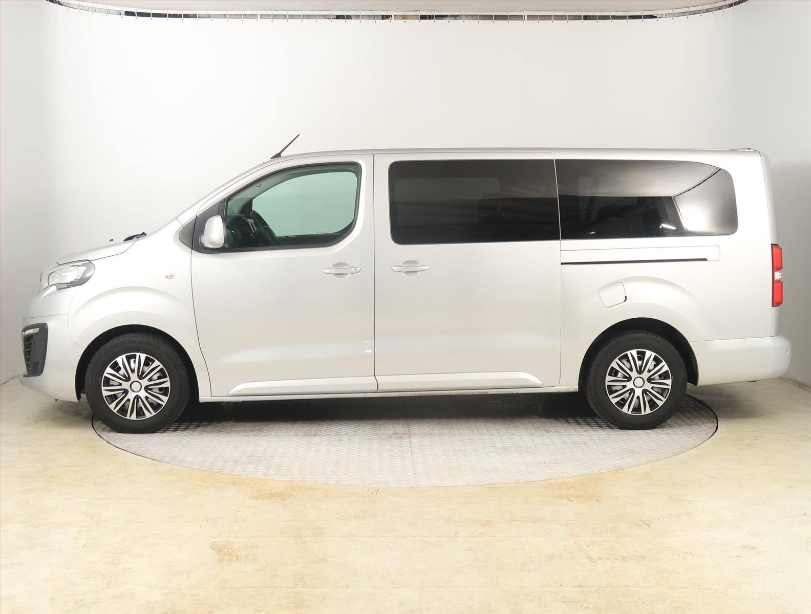Peugeot Traveller, 2.0 BlueHDi, Klima, ČR, DPH - fotka 3