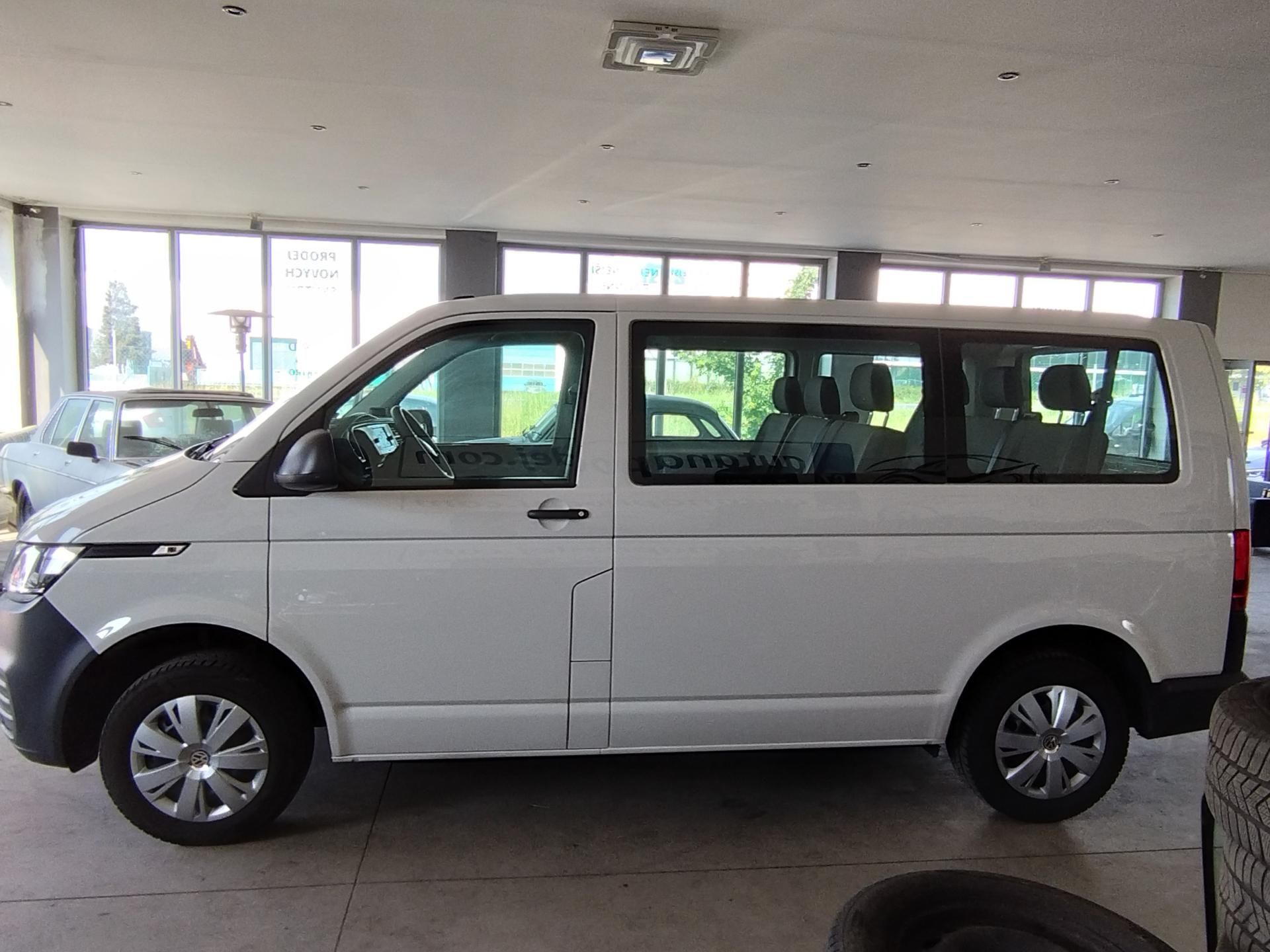 Volkswagen Transporter, 2.0TDi 110kW,TEMP,VYH.SED - fotka 3