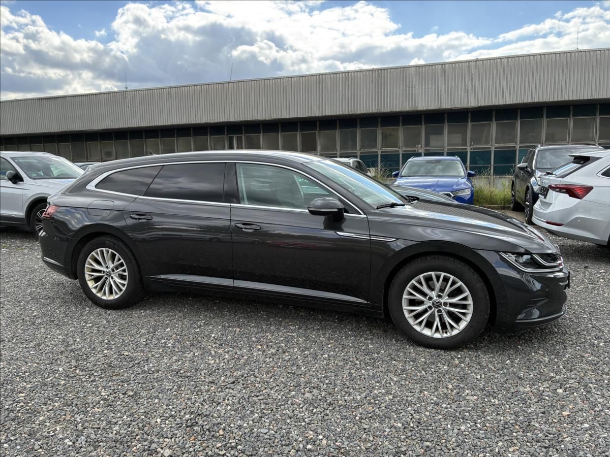 Volkswagen Arteon, 2,0 TAŽNÉ,MATRIX,CAR PLAY - fotka 6