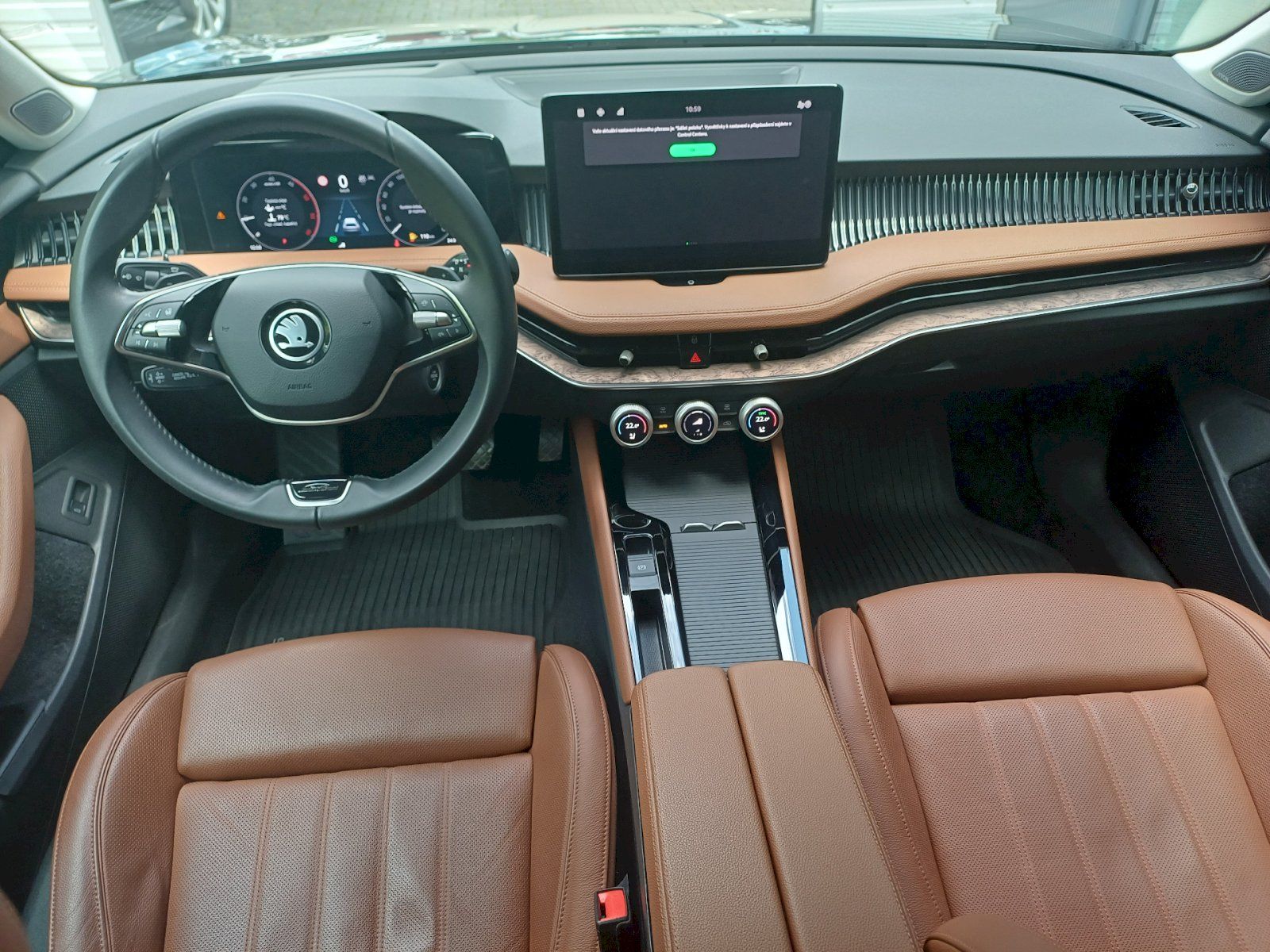 Škoda Superb, Combi L&K DSG TDI 2.0 / 110 kW - fotka 5
