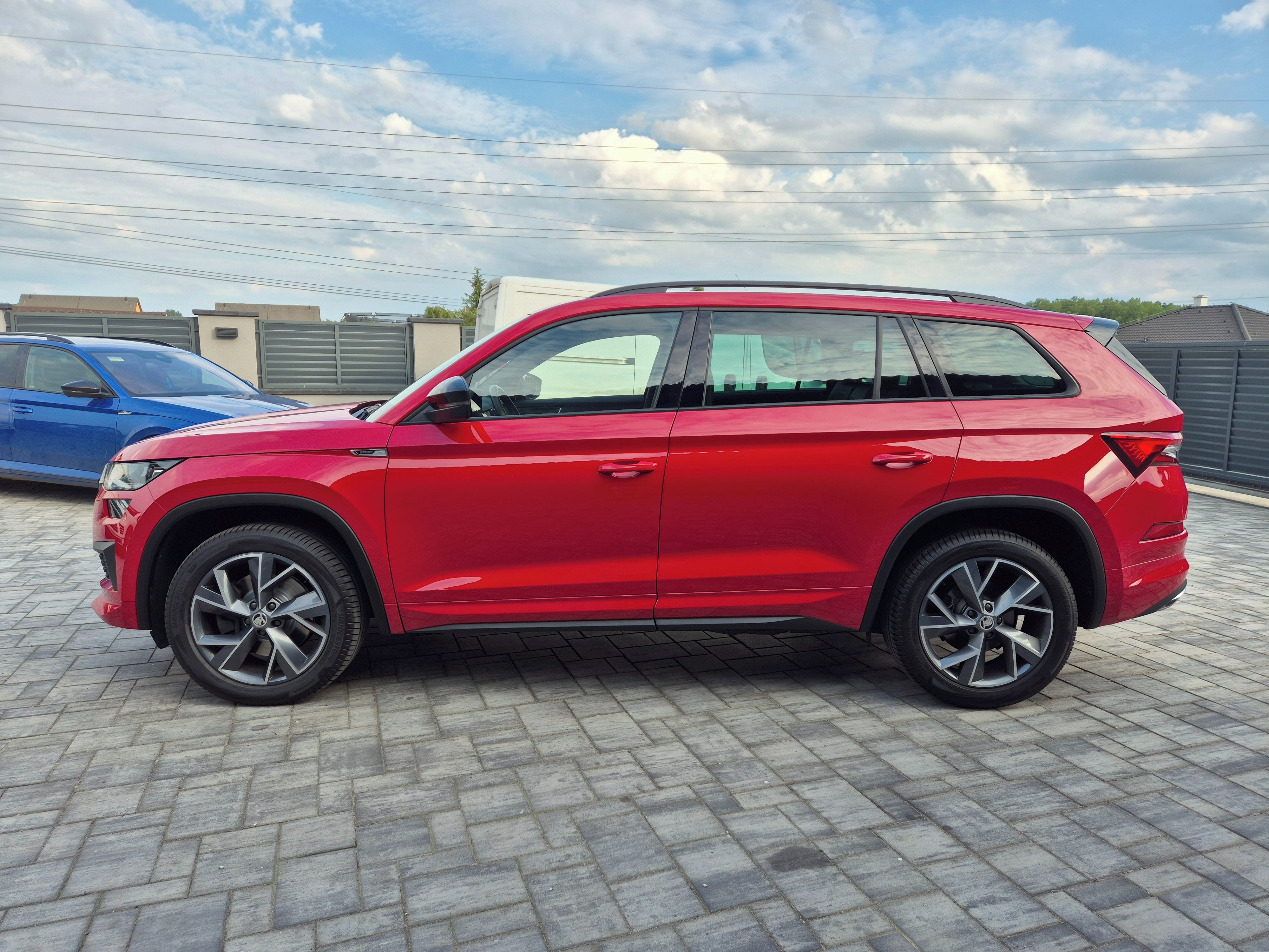 Škoda Kodiaq, 2.0 TDi 110kw SPORTLINE 7MÍST - fotka 4