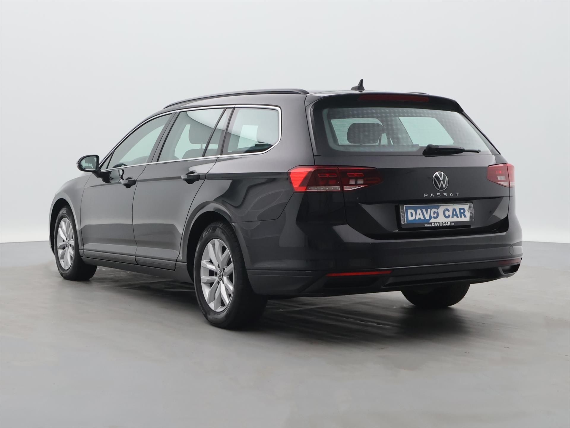 Volkswagen Passat, 2,0 110kW BMT DSG Business Var - fotka 5