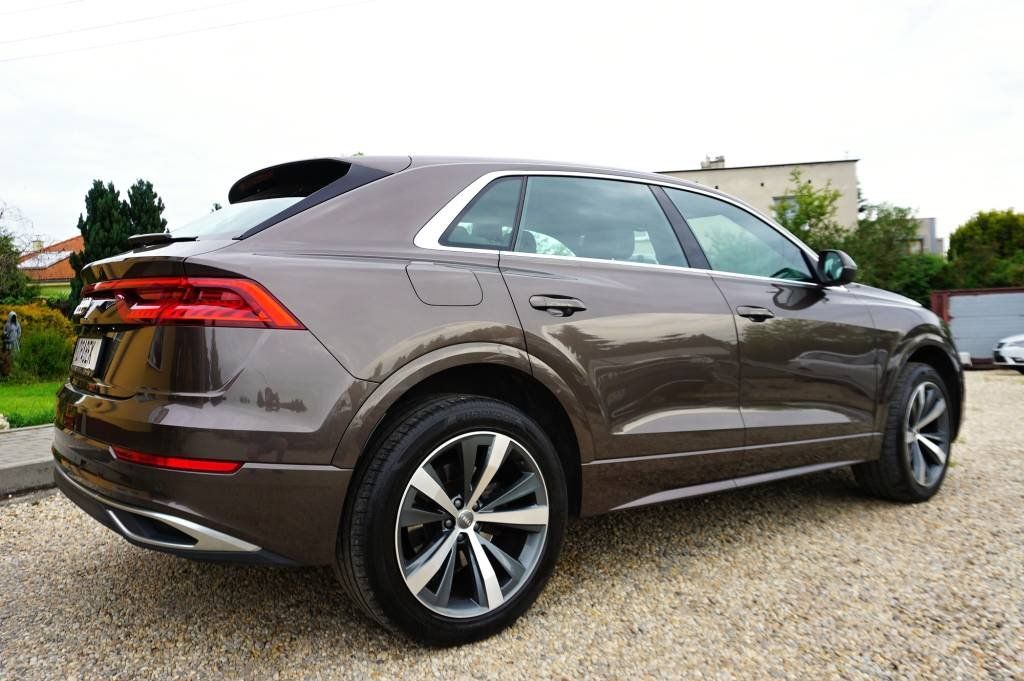 Audi Q8, S-LINE 3,0 TDI 50 210 kW - fotka 4