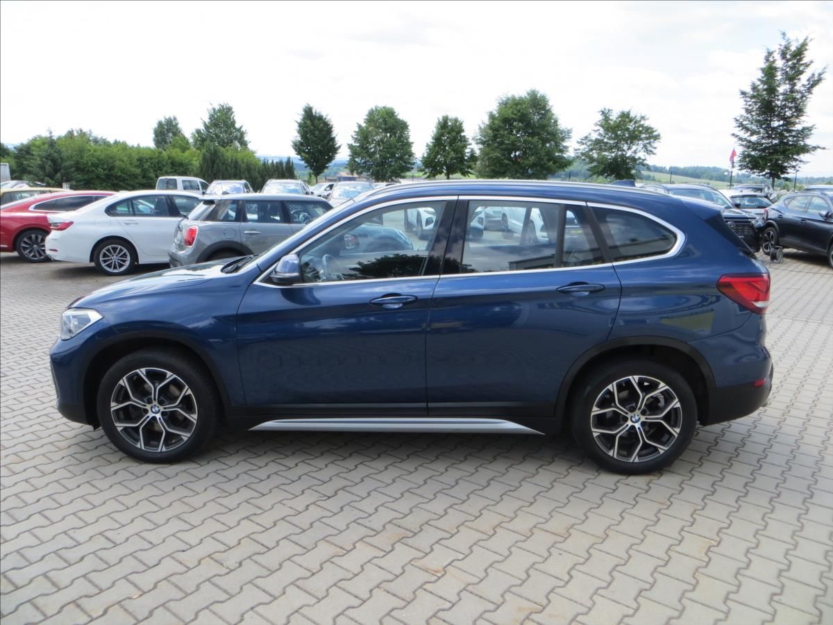 BMW X1, 1,5 i sDrive AUT LED Navi ČR - fotka 4