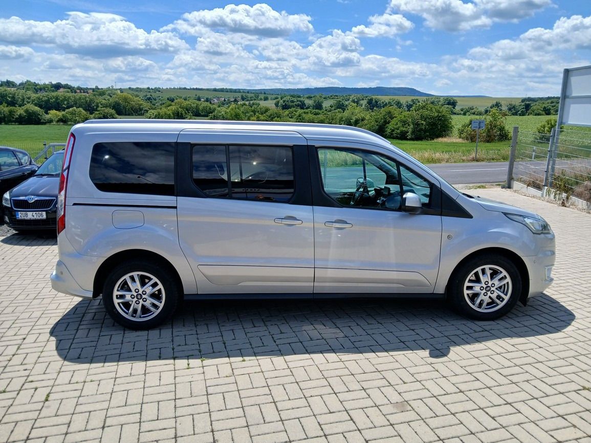 Ford Tourneo Connect, 1,5 TDCI Titanium - fotka 6
