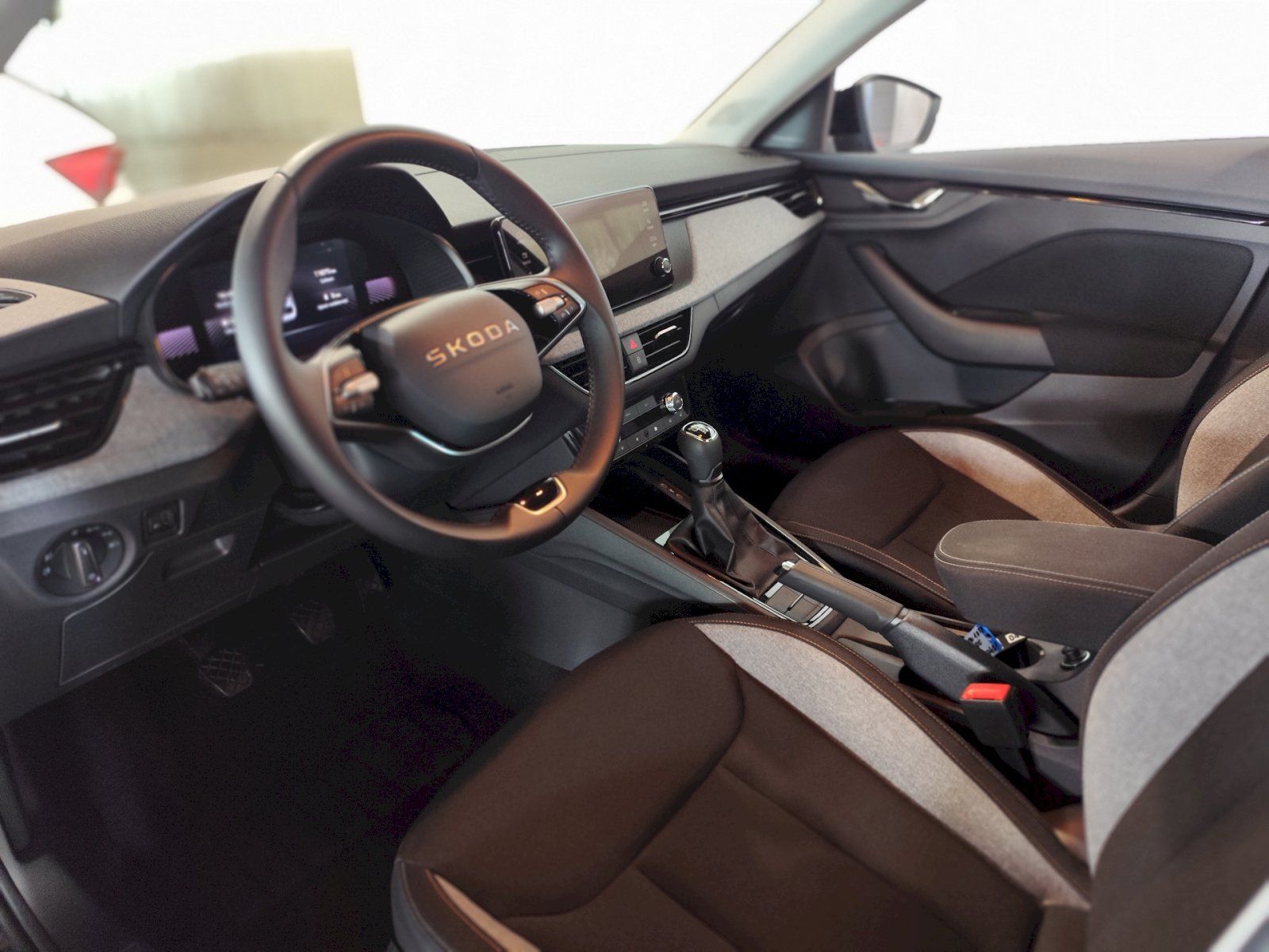 Škoda Scala, SCALA SELECTION 1.0 TSI 85 kW - fotka 6