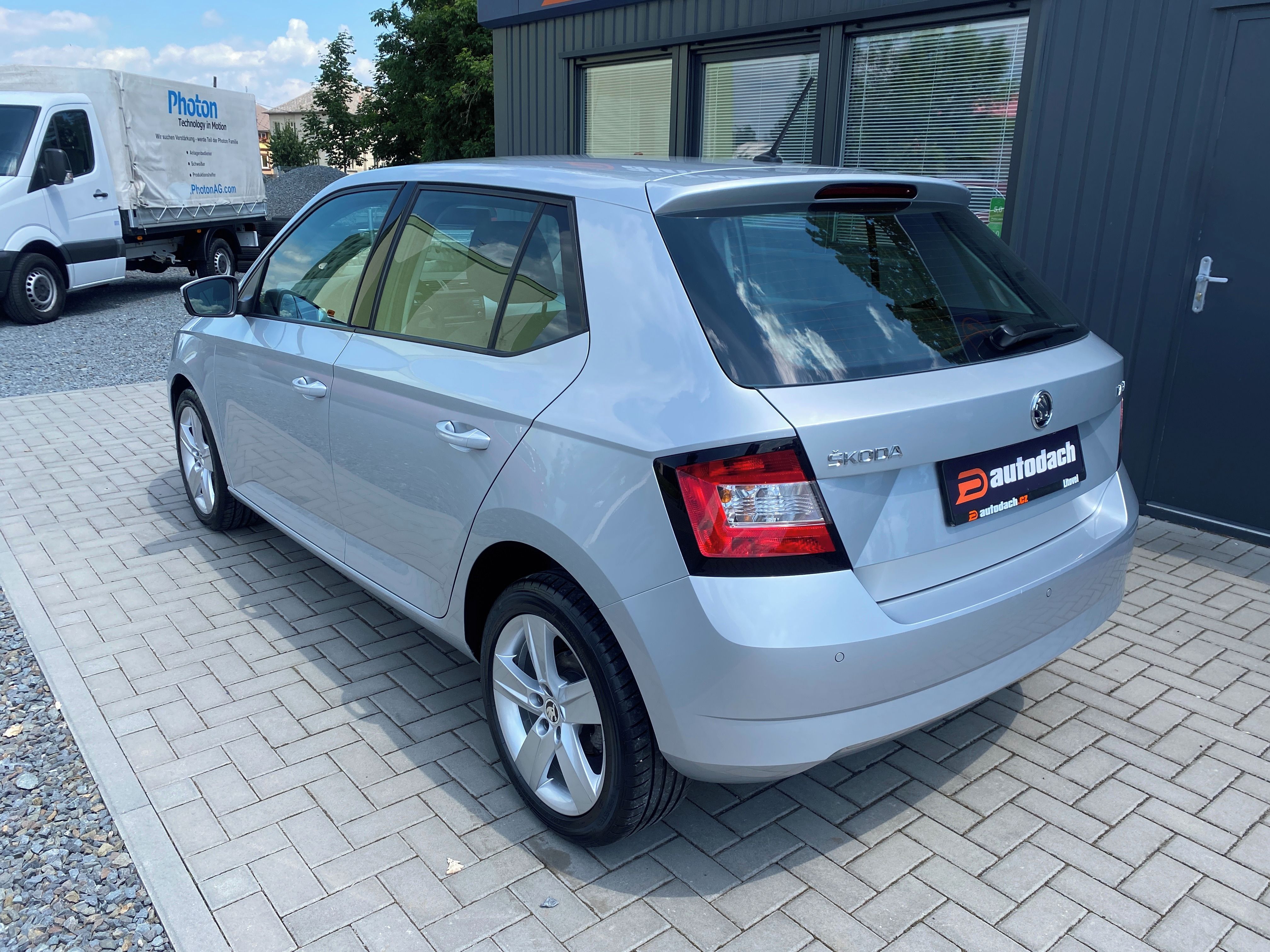 Škoda Fabia, 1.2 TSI 66kW - ALU - PDC - fotka 3