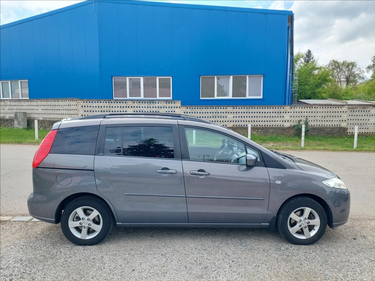 Mazda 5, 1,8 16V 7 míst - fotka 3